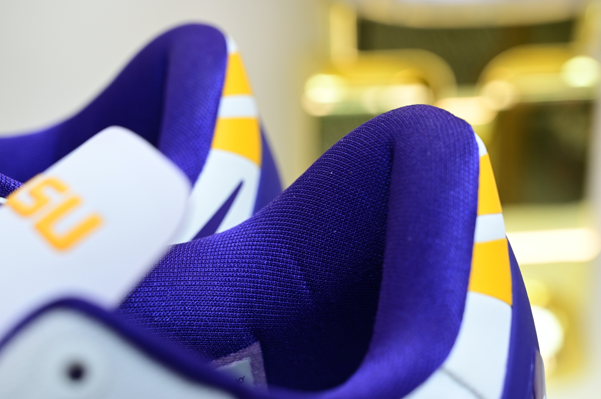 Nike Zoom Kobe 8 PROTROBTANC COURT PURPLE    HF7485 001