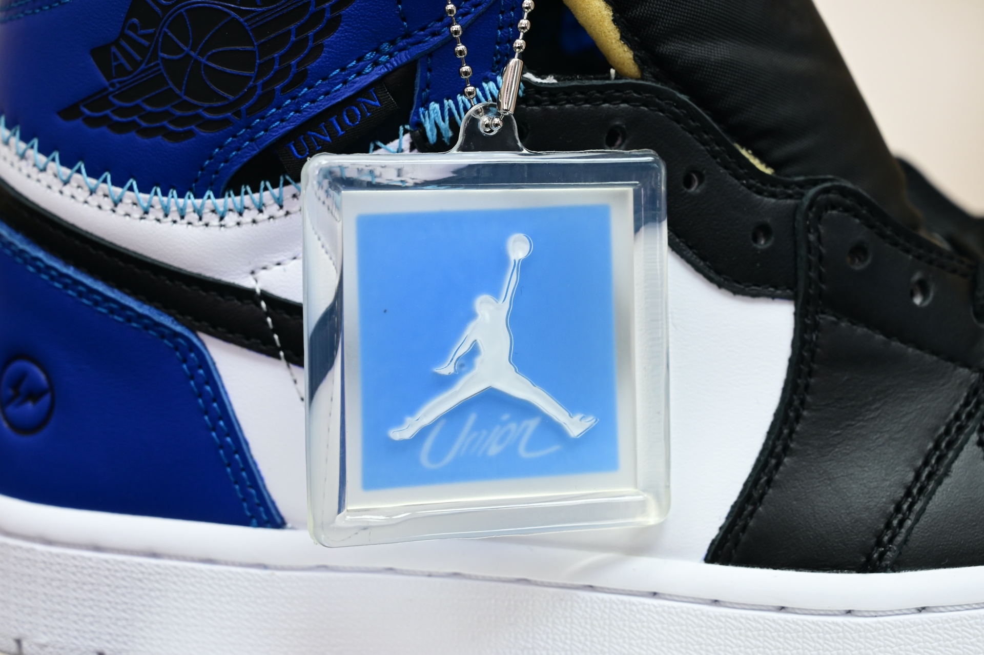 Air Jordan 1  UNDEFEATED x fragment design HIGH OG 107847-001