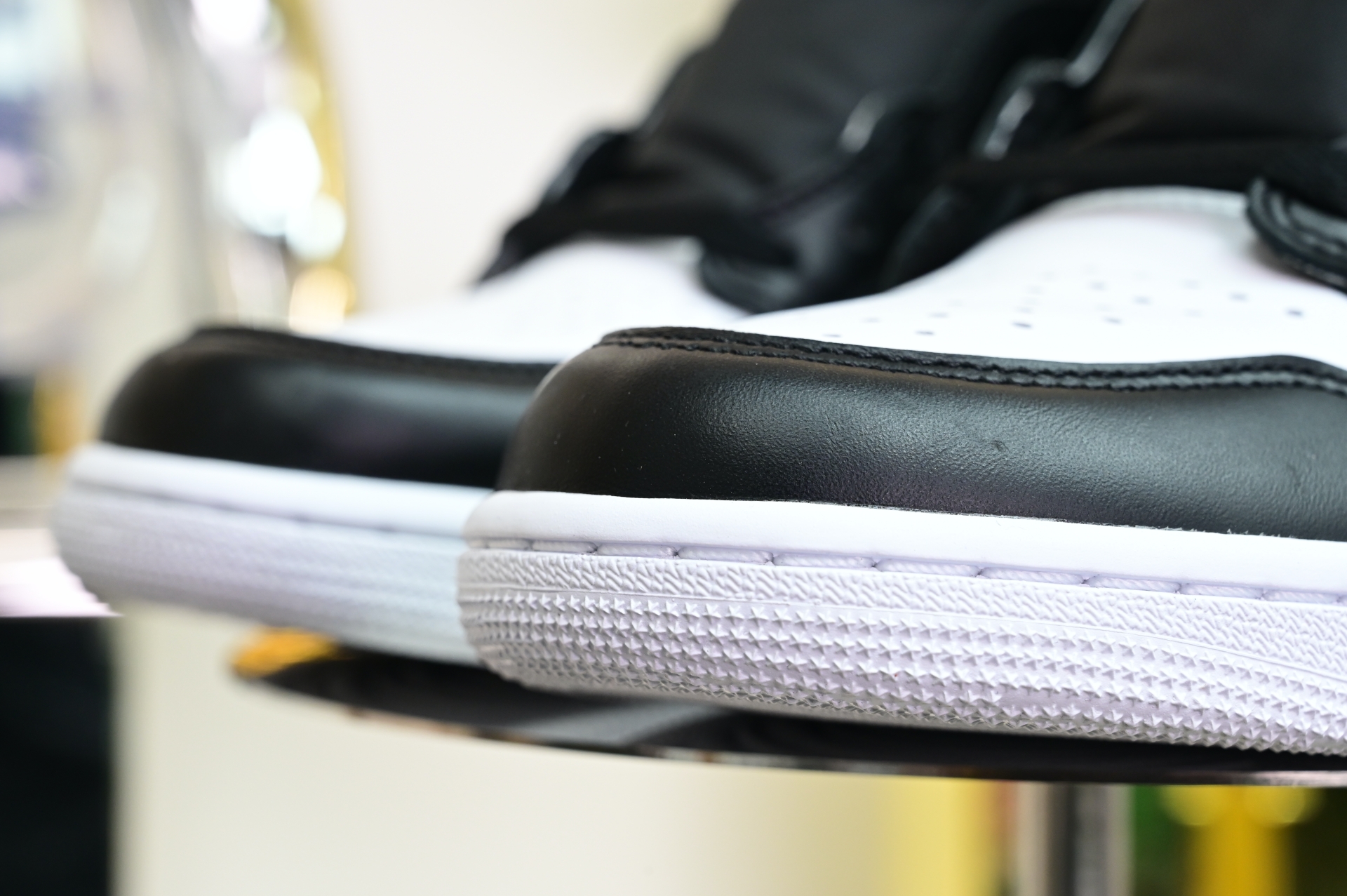 Air Jordan 1  UNDEFEATED x fragment design HIGH OG 107847-001