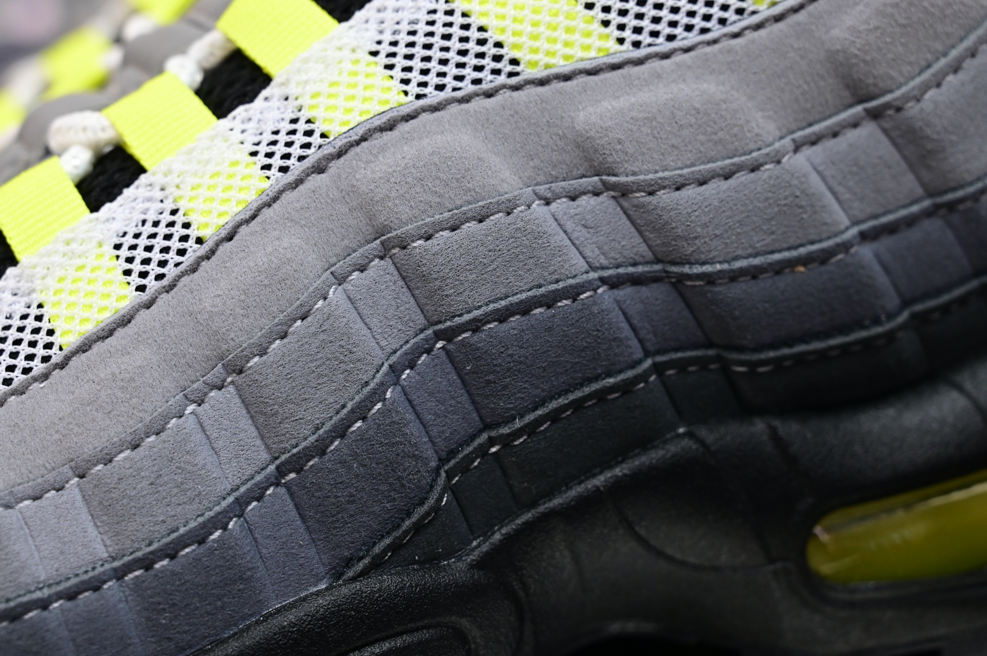 Nike Air Max 95 0G Neon  CT1689-001