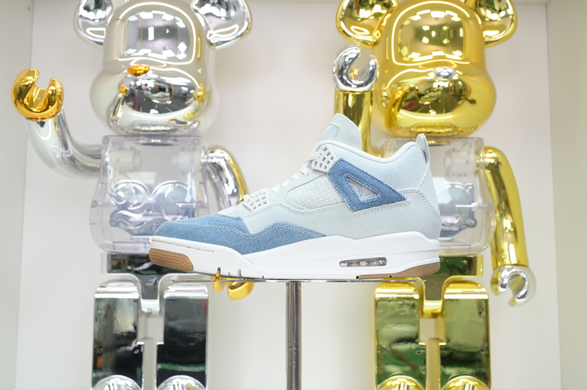 Air Jordan 4 Denim“Worn Blue” IB6716-100