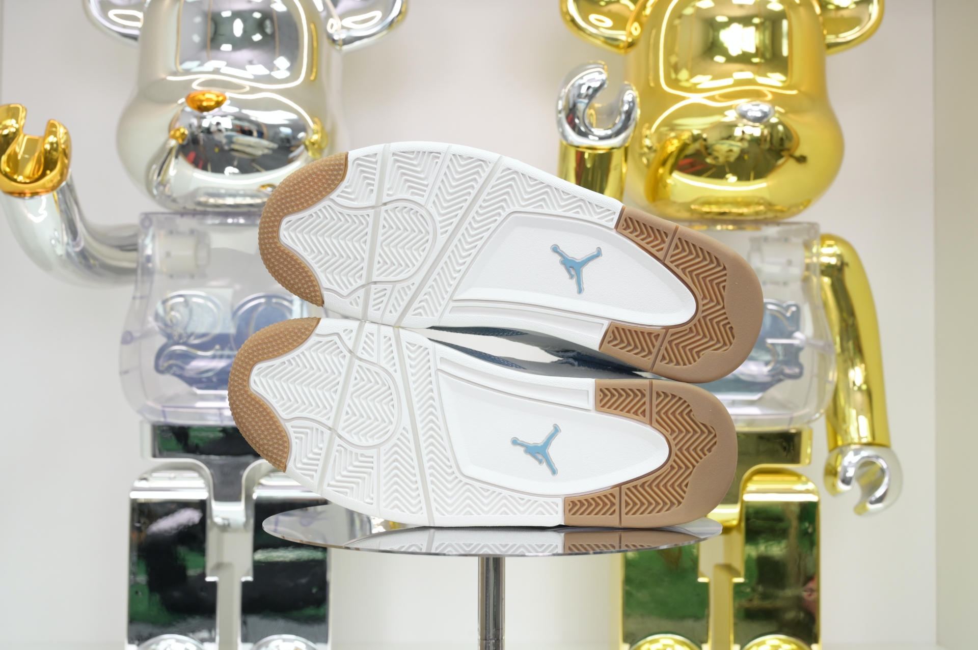 Air Jordan 4 Denim“Worn Blue” IB6716-100