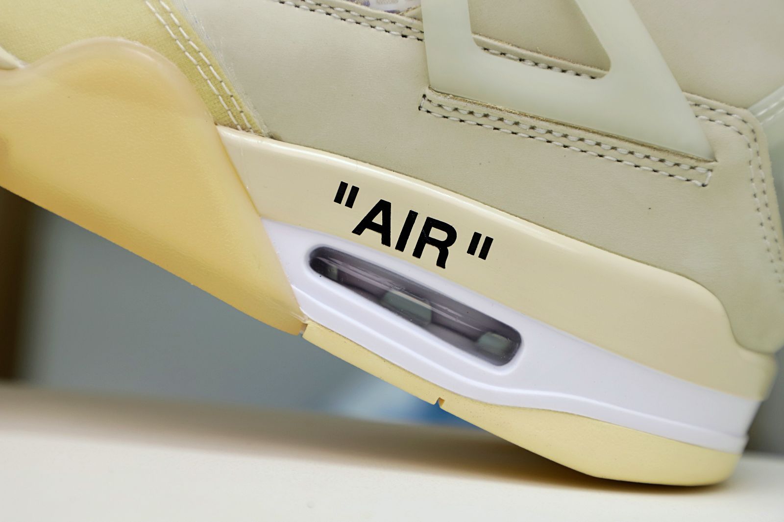 AIR JORDAN OFF-WHITE X WMNS AIR JORDAN 4 SP 'SAIL'
