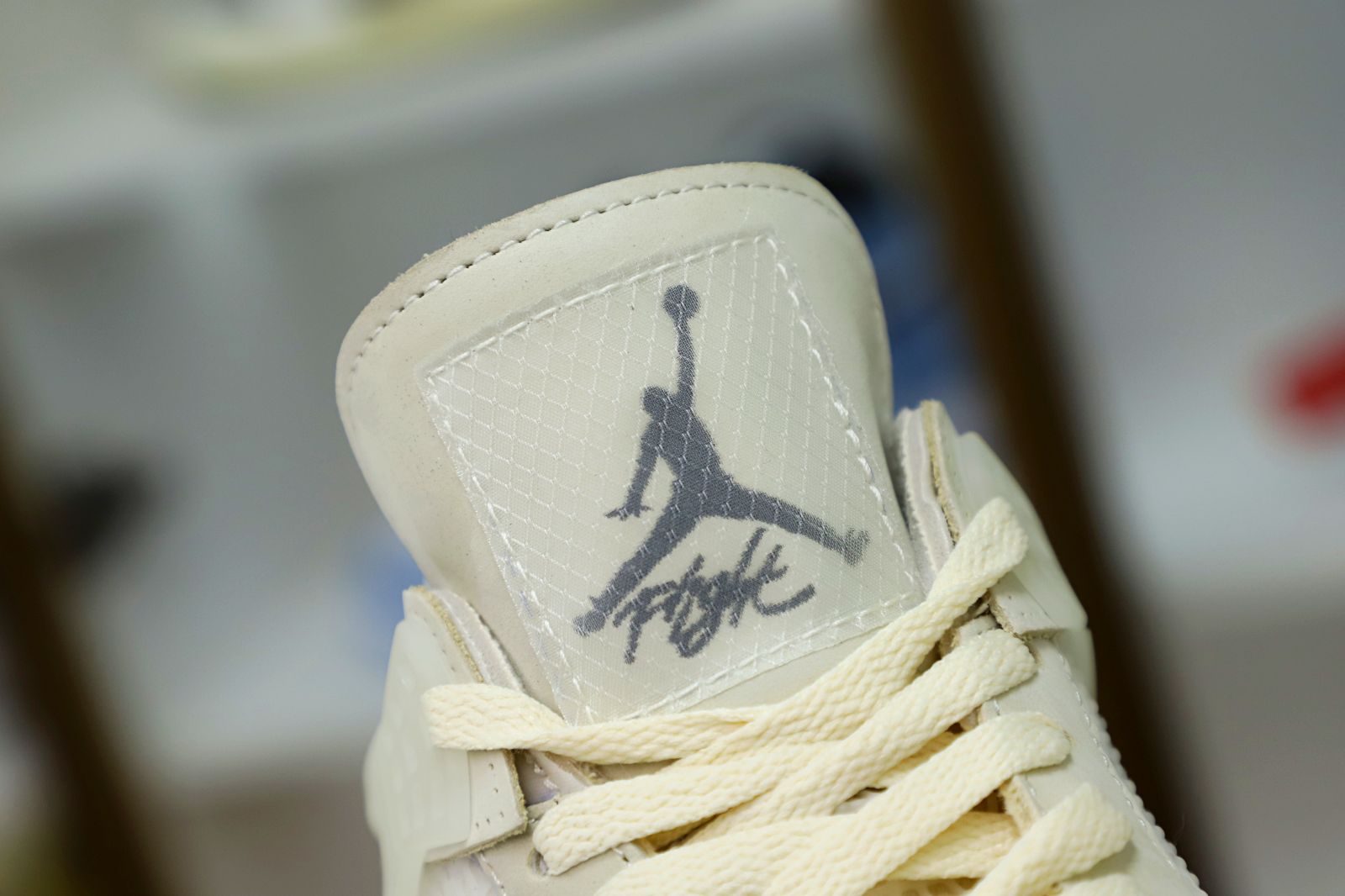 AIR JORDAN OFF-WHITE X WMNS AIR JORDAN 4 SP 'SAIL'