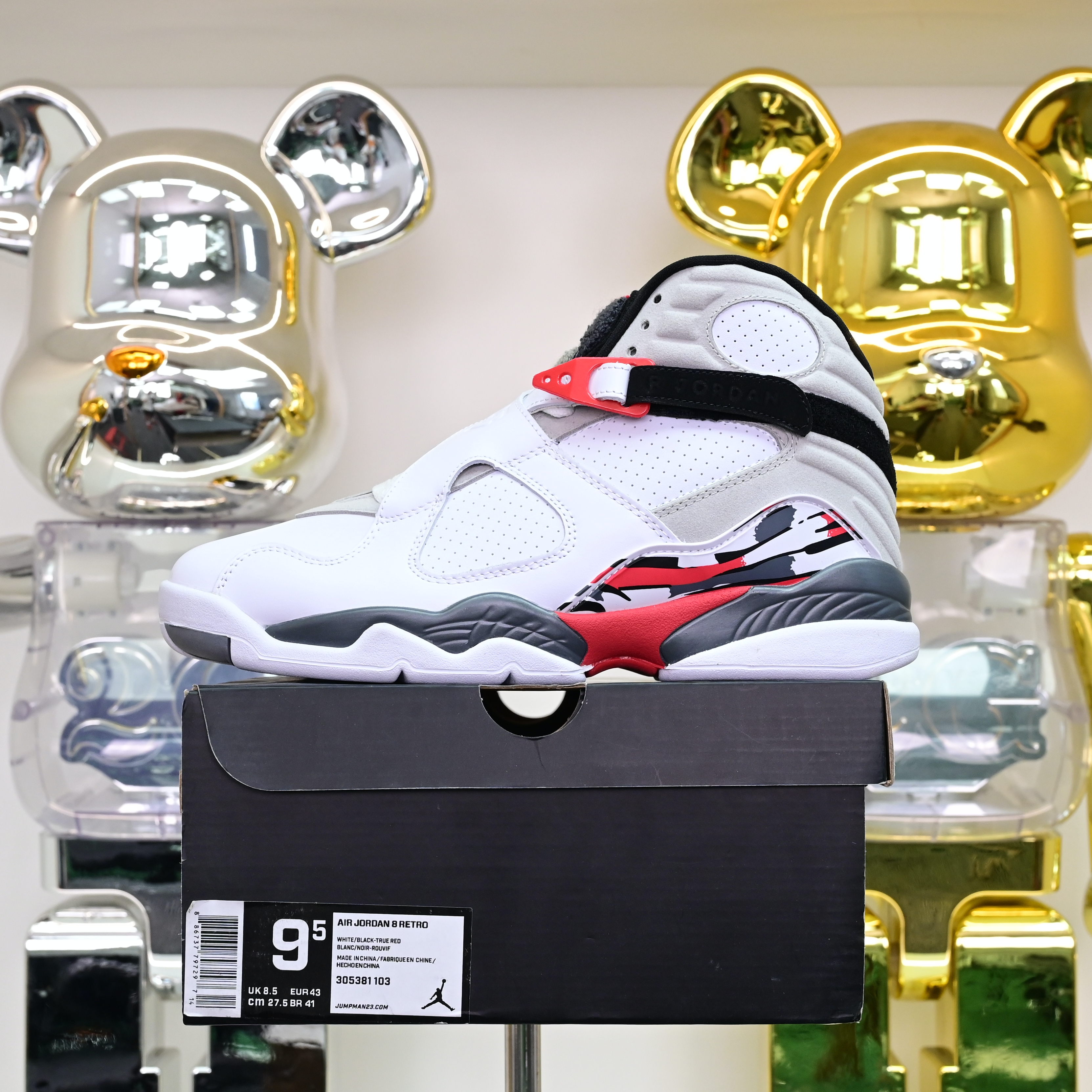 Air Jordan 8 Retro Bugs Bunny  305381-103