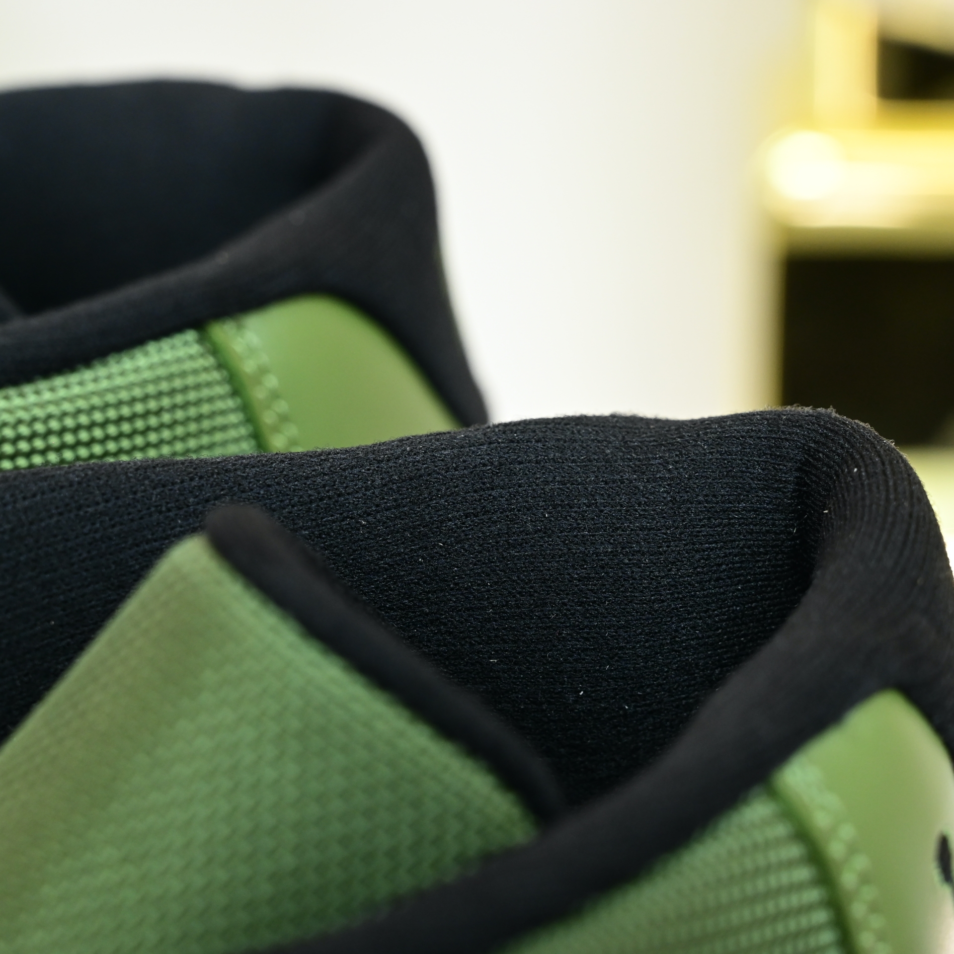 Air Jordan 11  RETRO CT8012-300