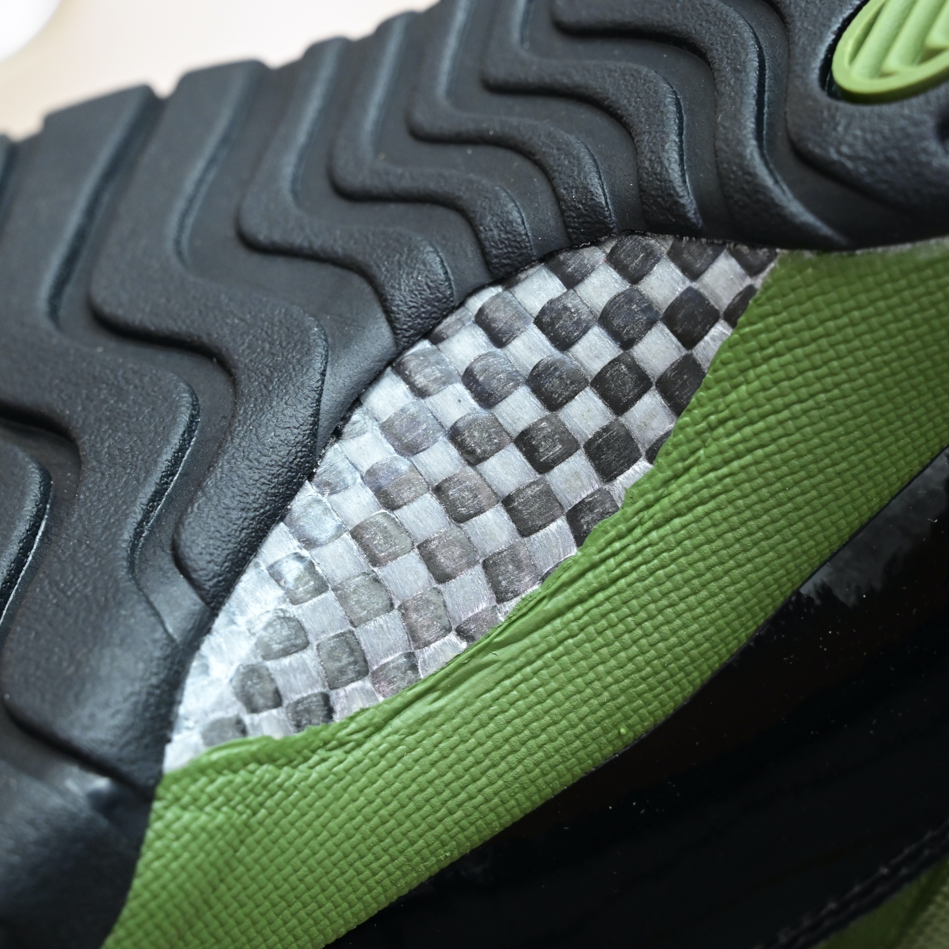 Air Jordan 11  RETRO CT8012-300