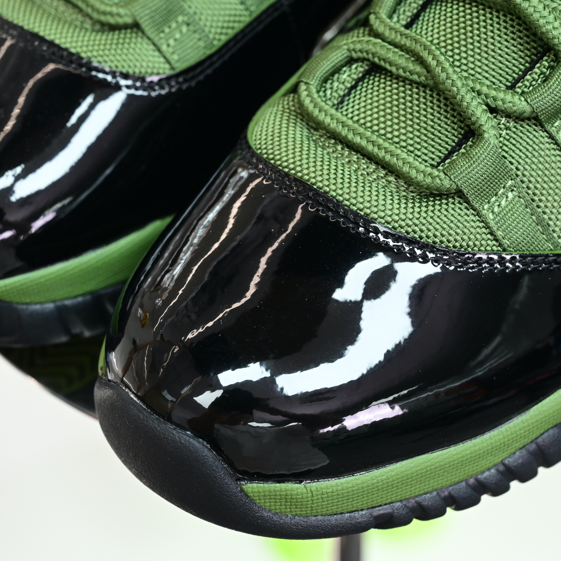 Air Jordan 11  RETRO CT8012-300