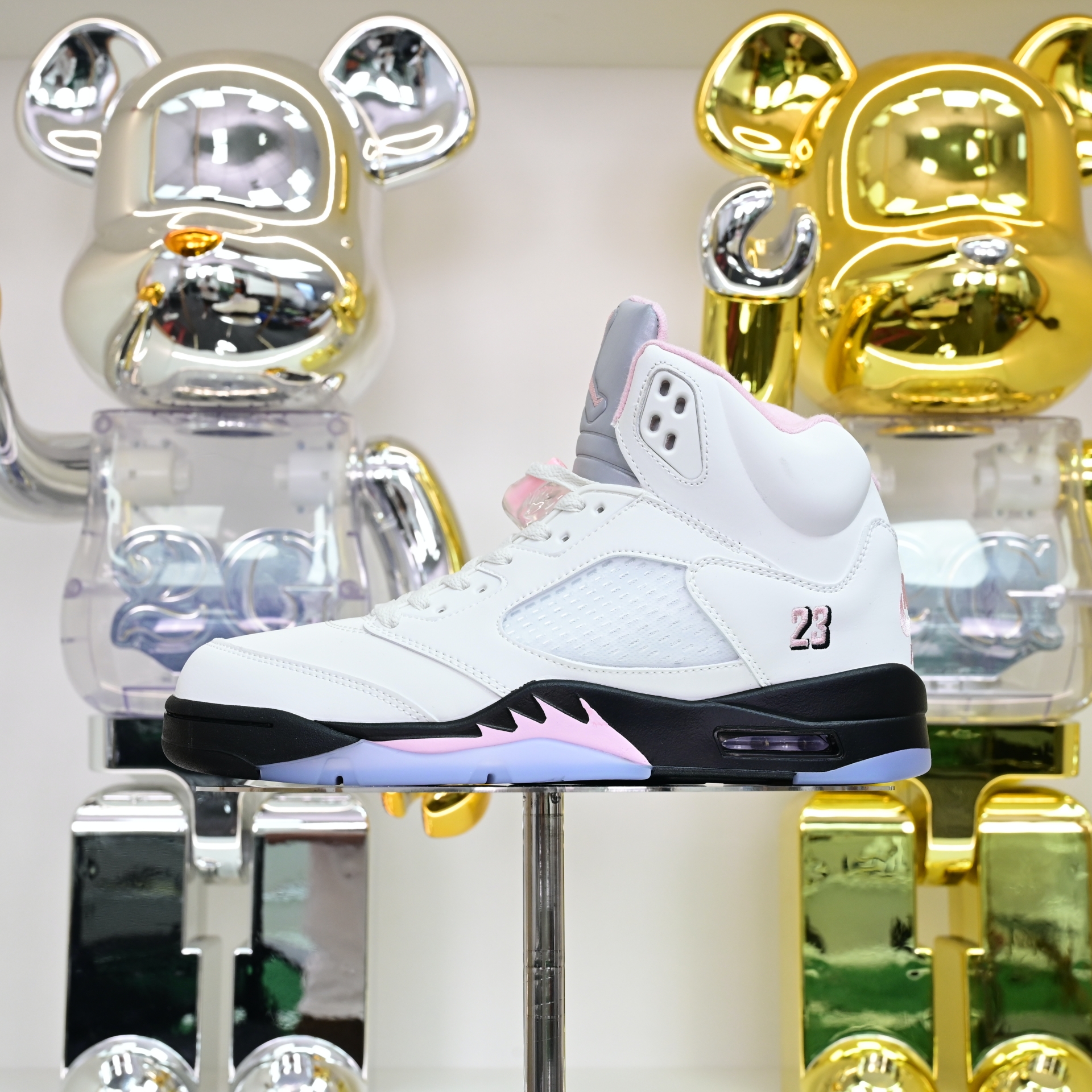 Air Jordan 5“Medium Soft Pink” HQ7978-102