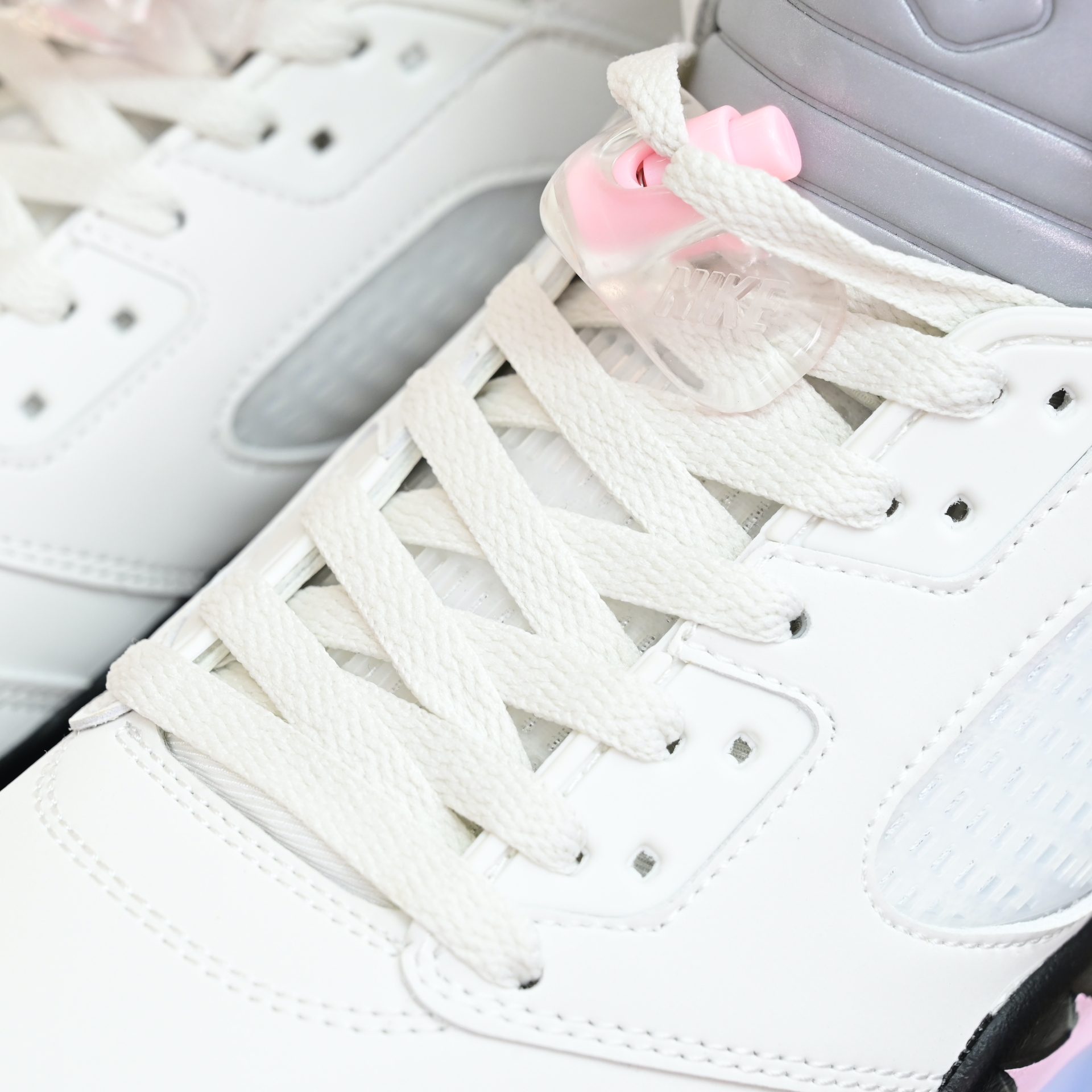 Air Jordan 5“Medium Soft Pink” HQ7978-102