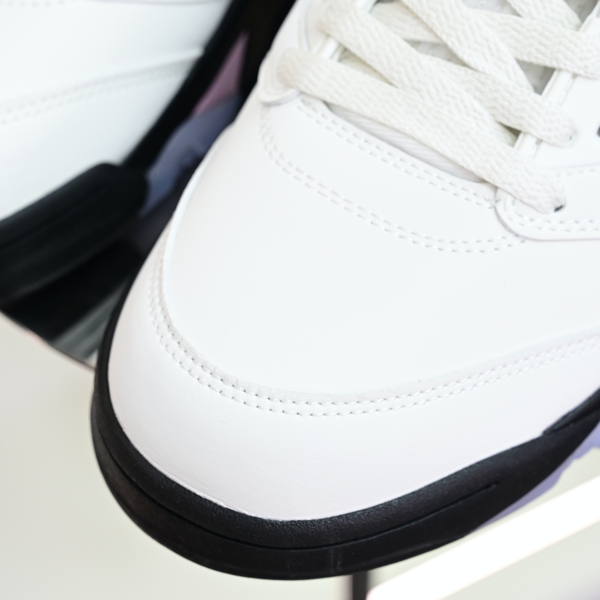 Air Jordan 5“Medium Soft Pink” HQ7978-102