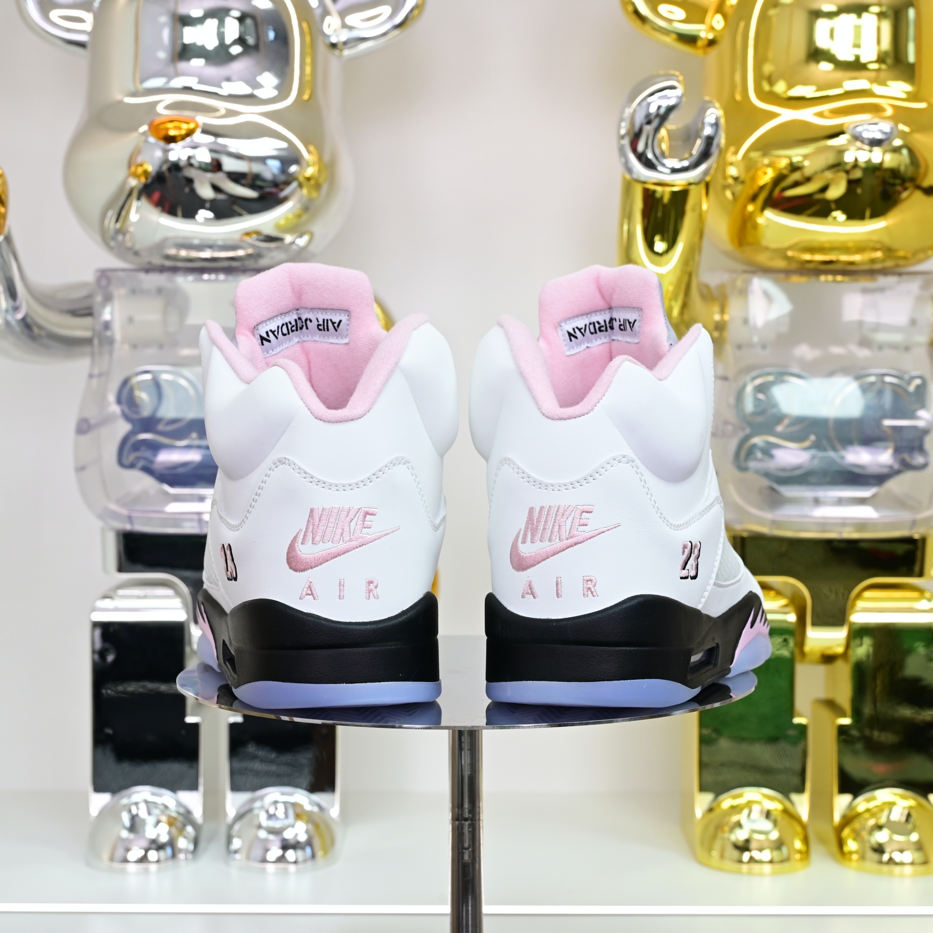 Air Jordan 5“Medium Soft Pink” HQ7978-102