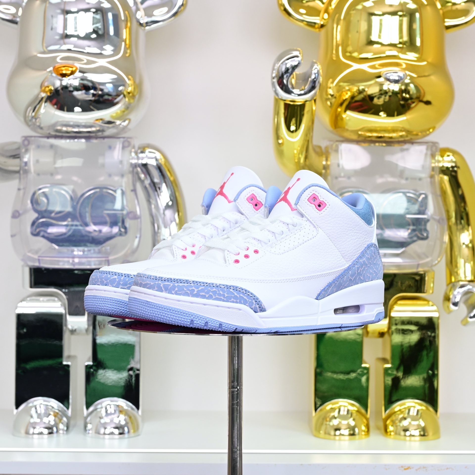 Air Jordan 3 Retro HQ0784-101