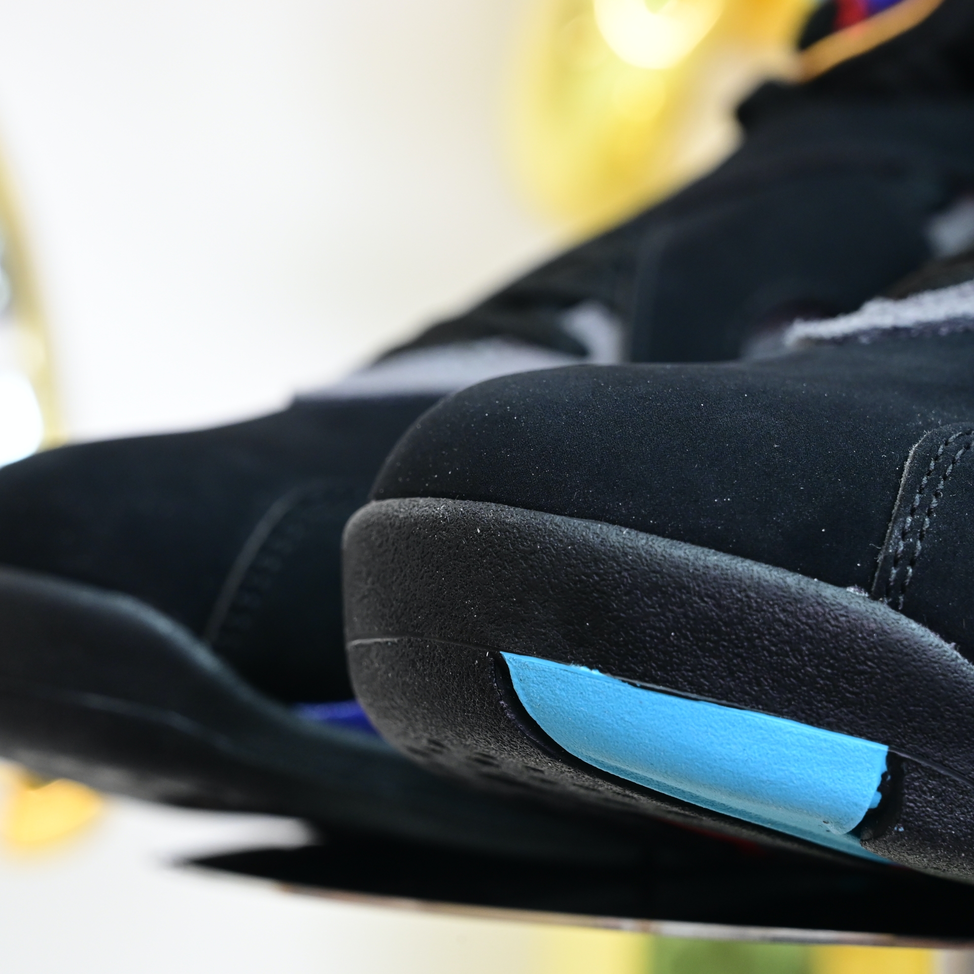 Air Jordan 8  RETRO 2025   305381-006