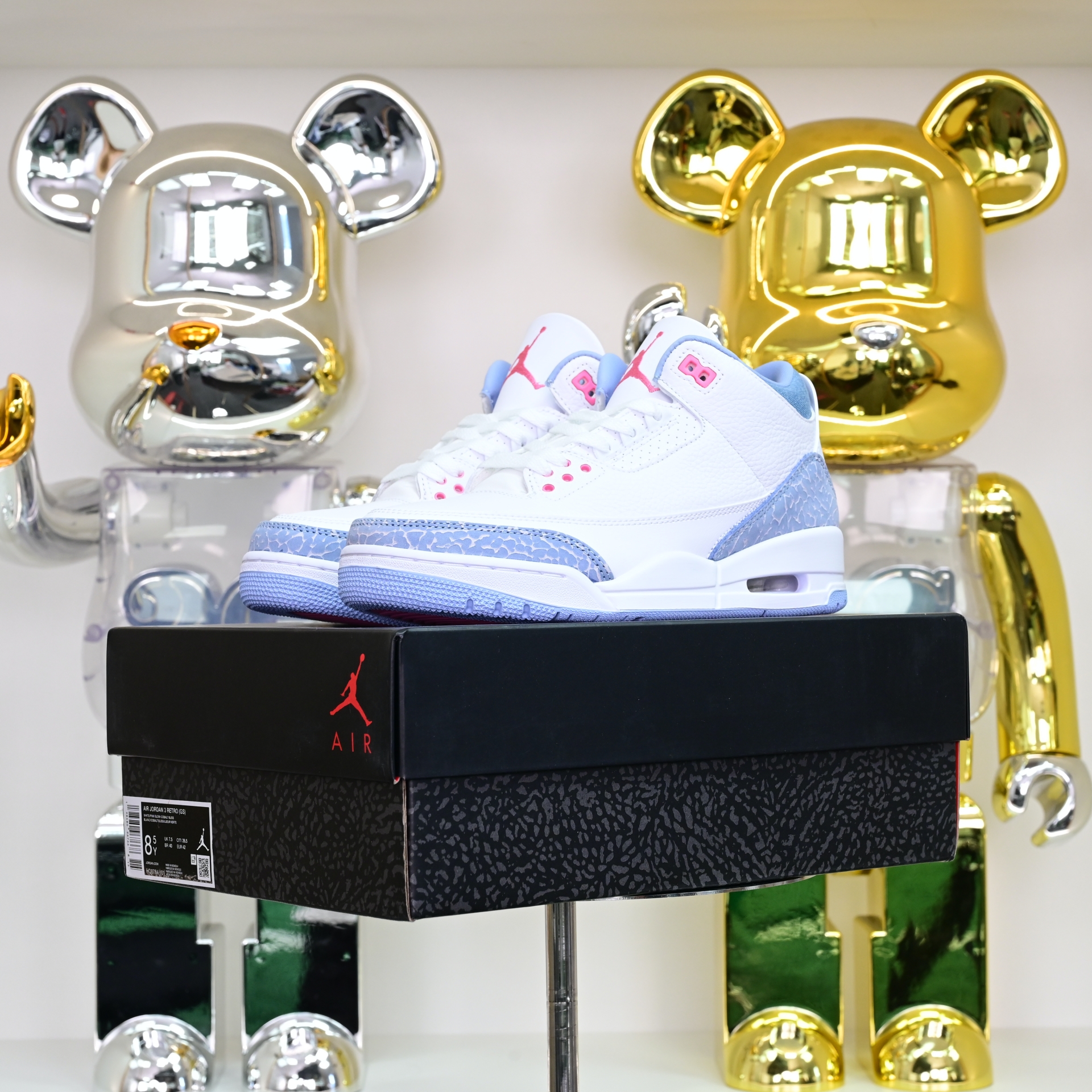 Air Jordan 3 Retro HQ0784-101