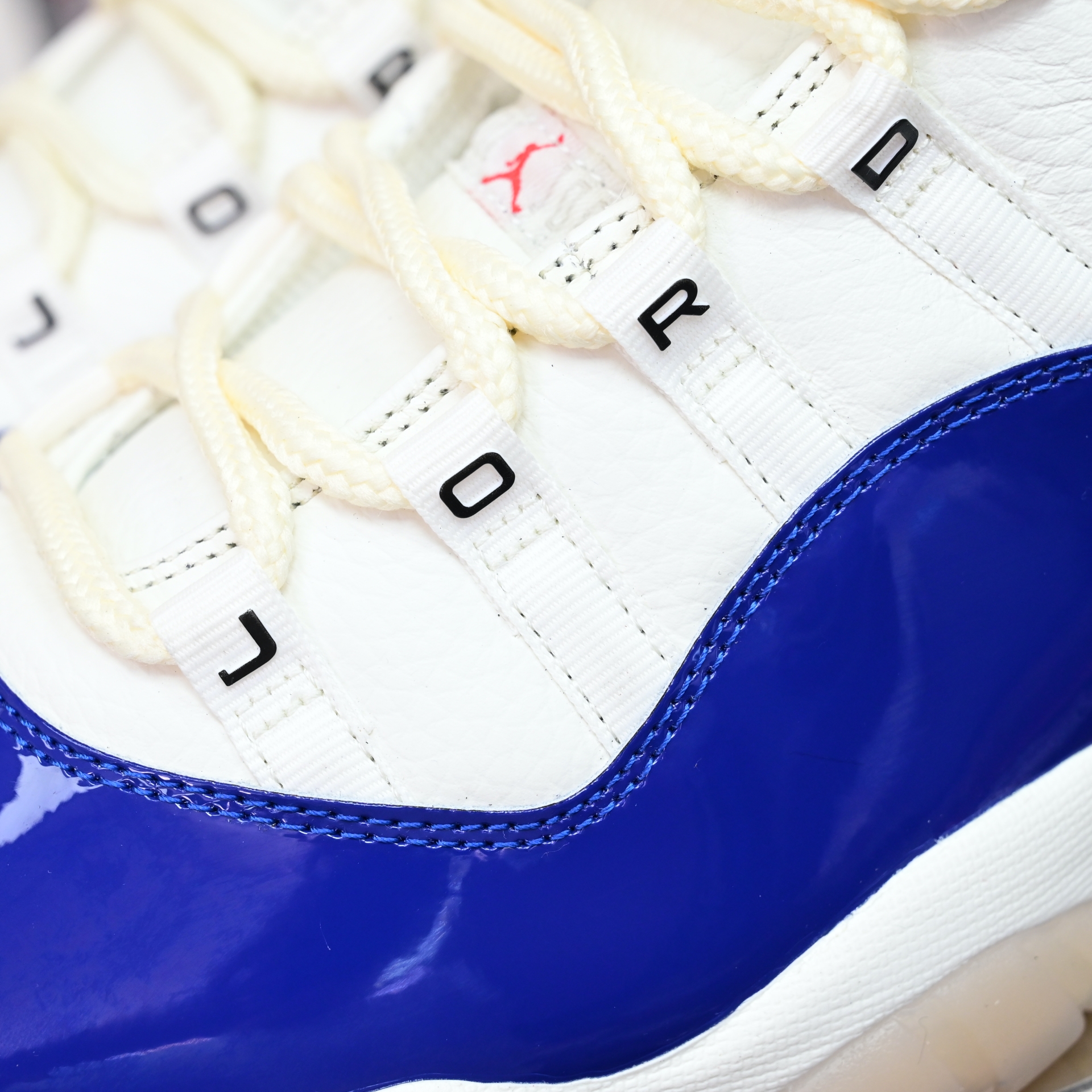 Air Jordan 11“RARE AIR” IH0296-400