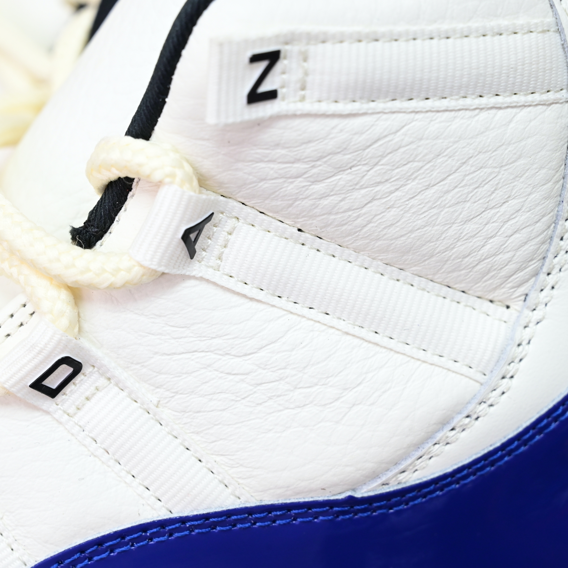 Air Jordan 11“RARE AIR” IH0296-400