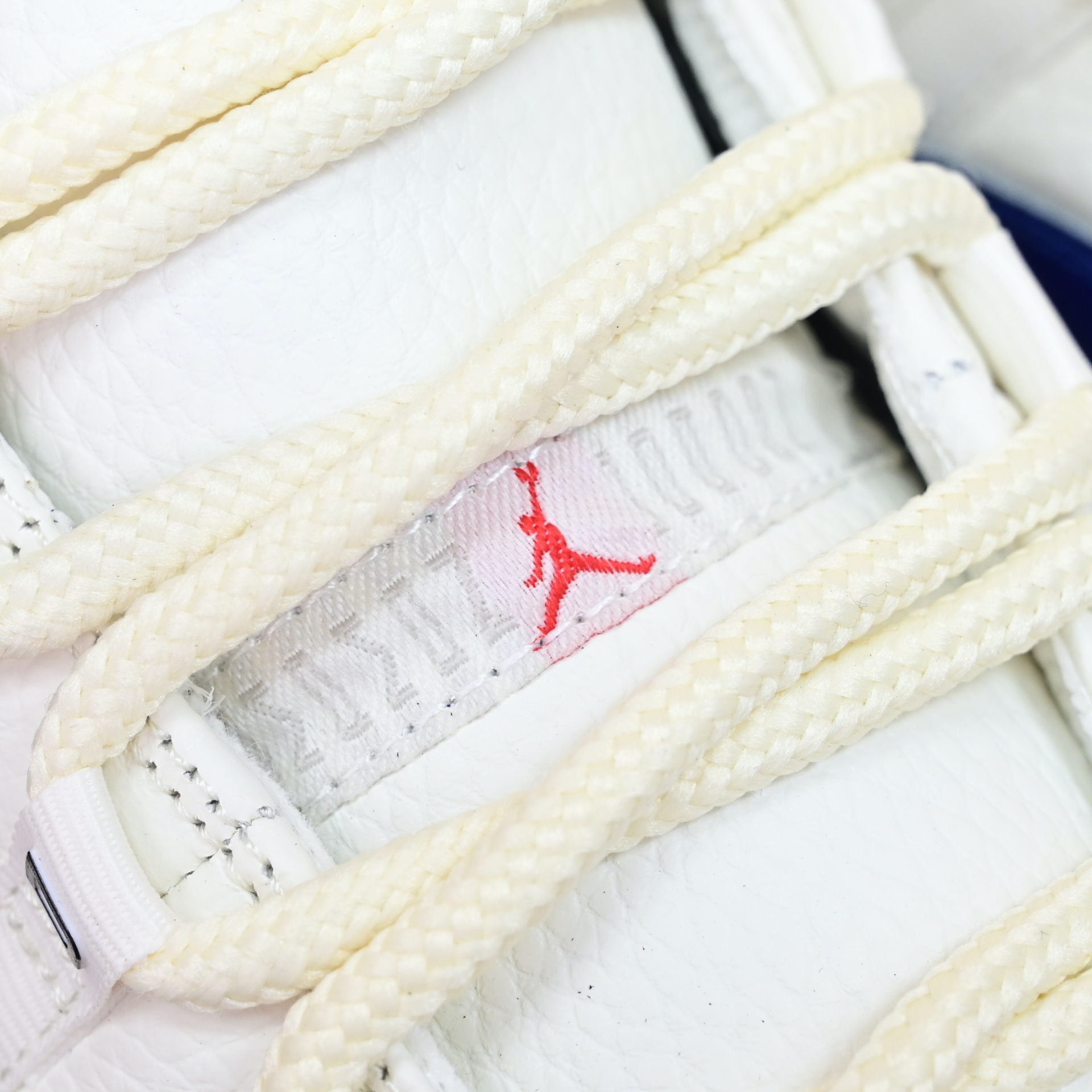 Air Jordan 11“RARE AIR” IH0296-400