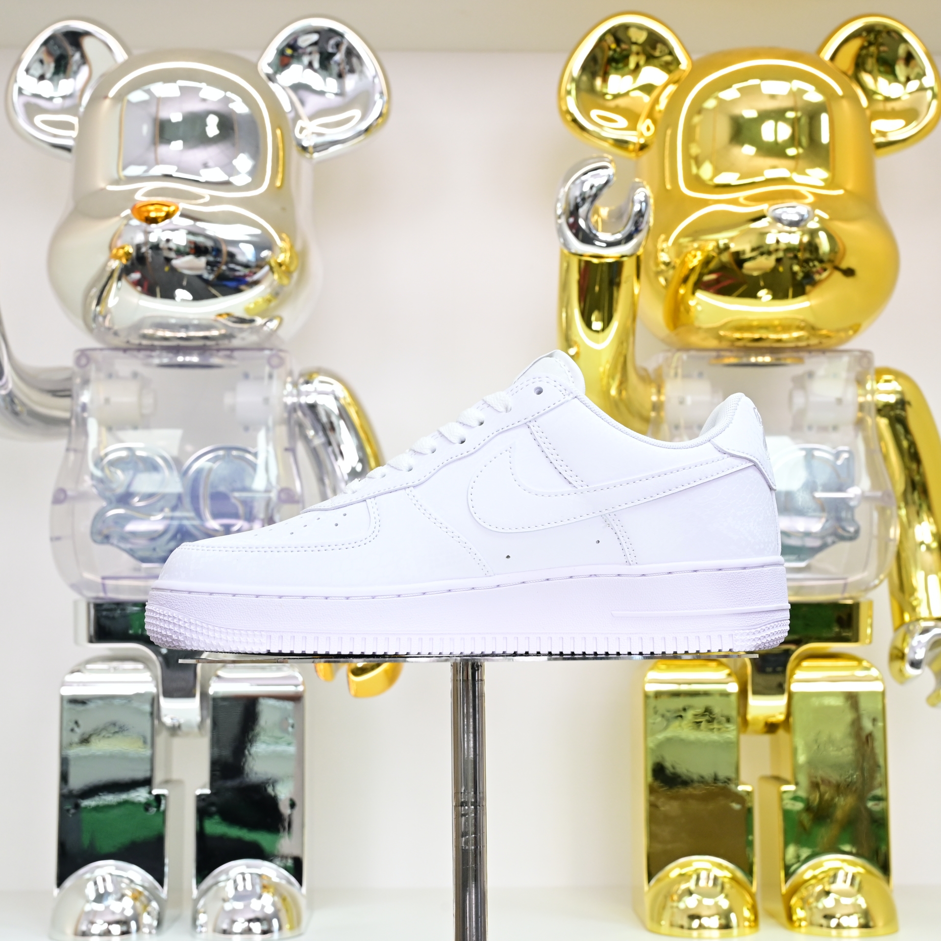 Nike Air Force 1 Low Kobe Forever White  IB0018-100