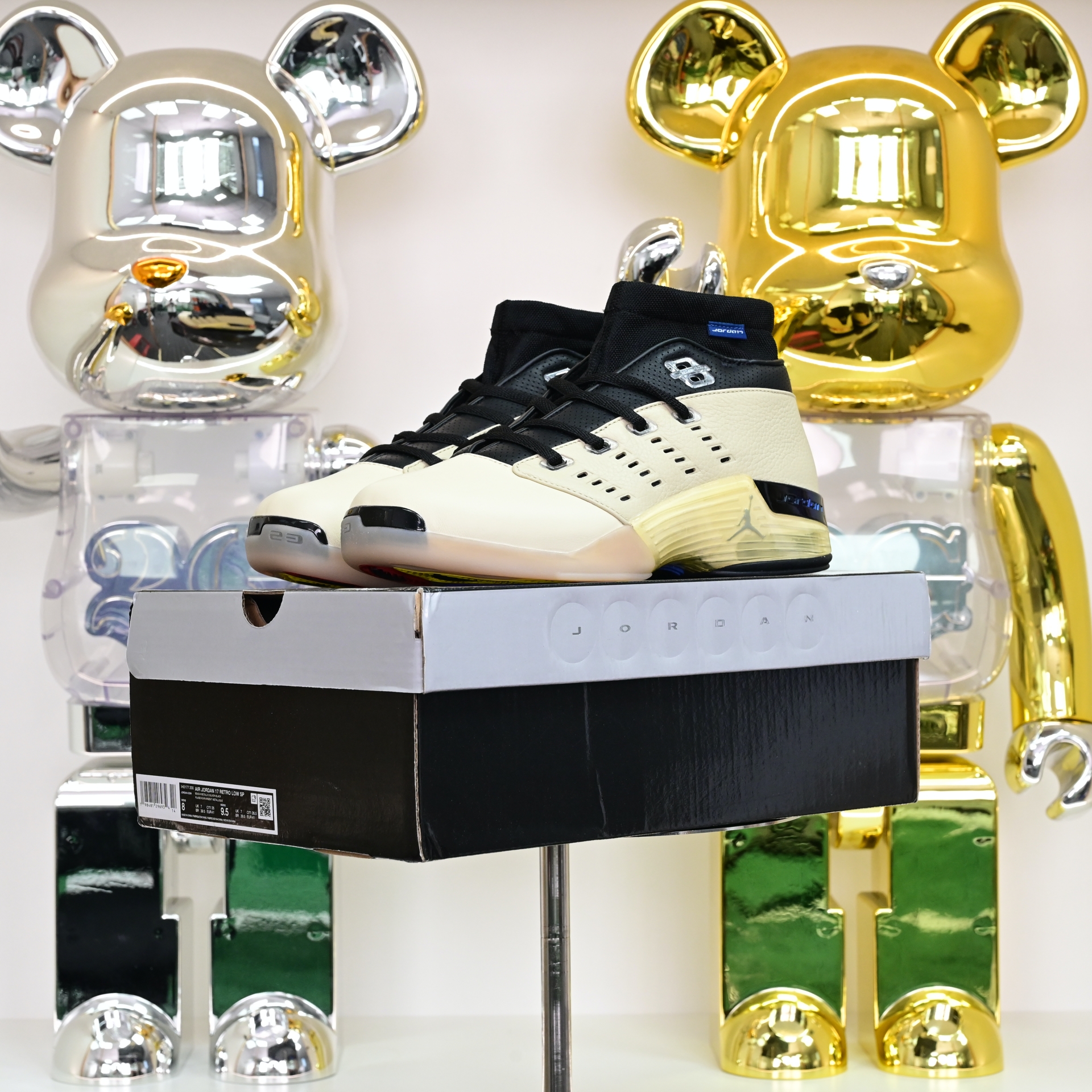INFINITE ARCHIVES x  Air Jordan 17 Low  IH0177-200