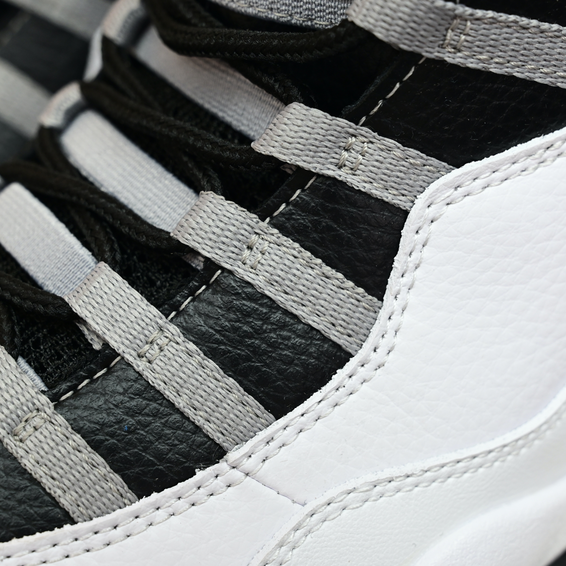 Air Jordan 10 OG“Steel” HJ6779-104