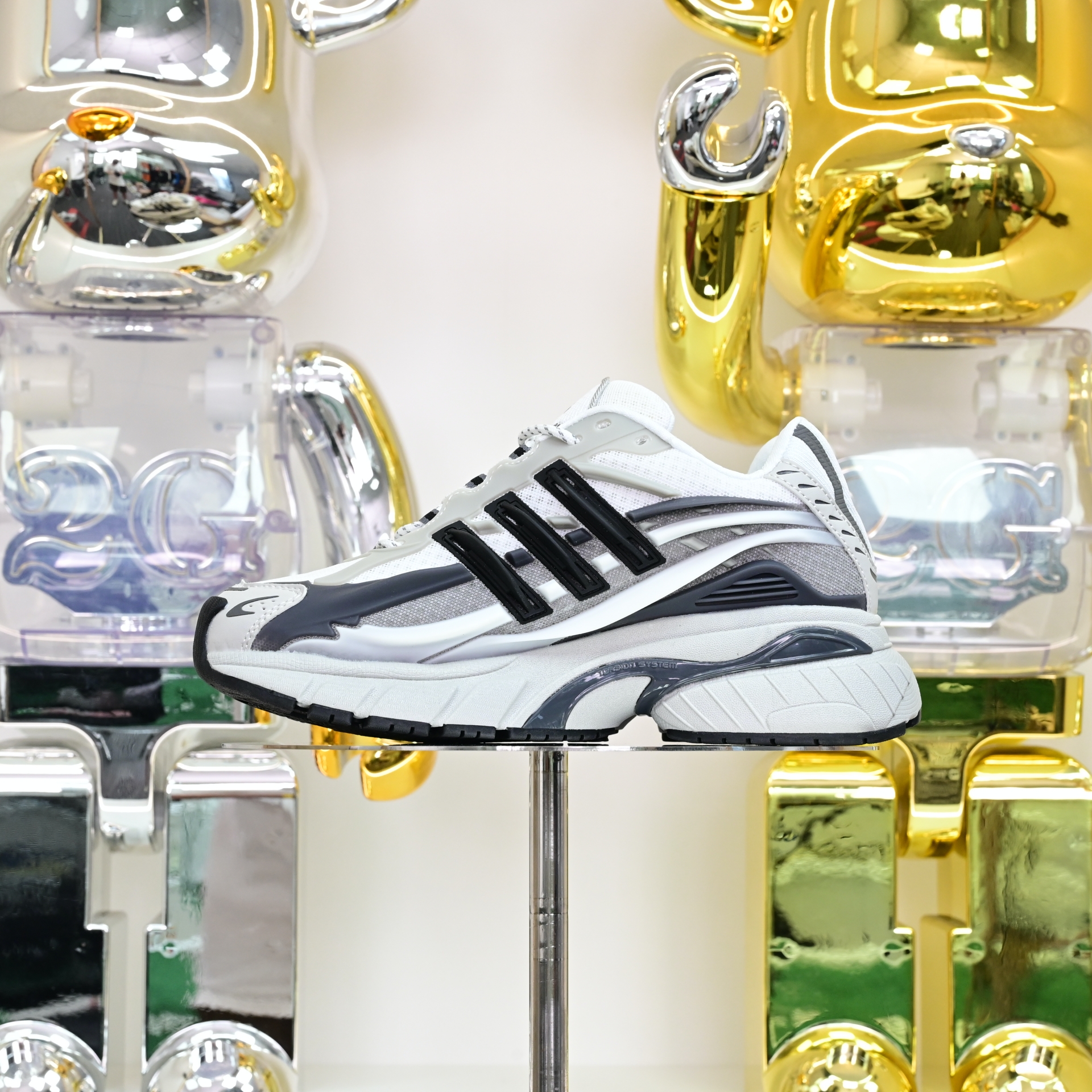 Pharrell x adidas Adistar Jellyhsh  JP9262