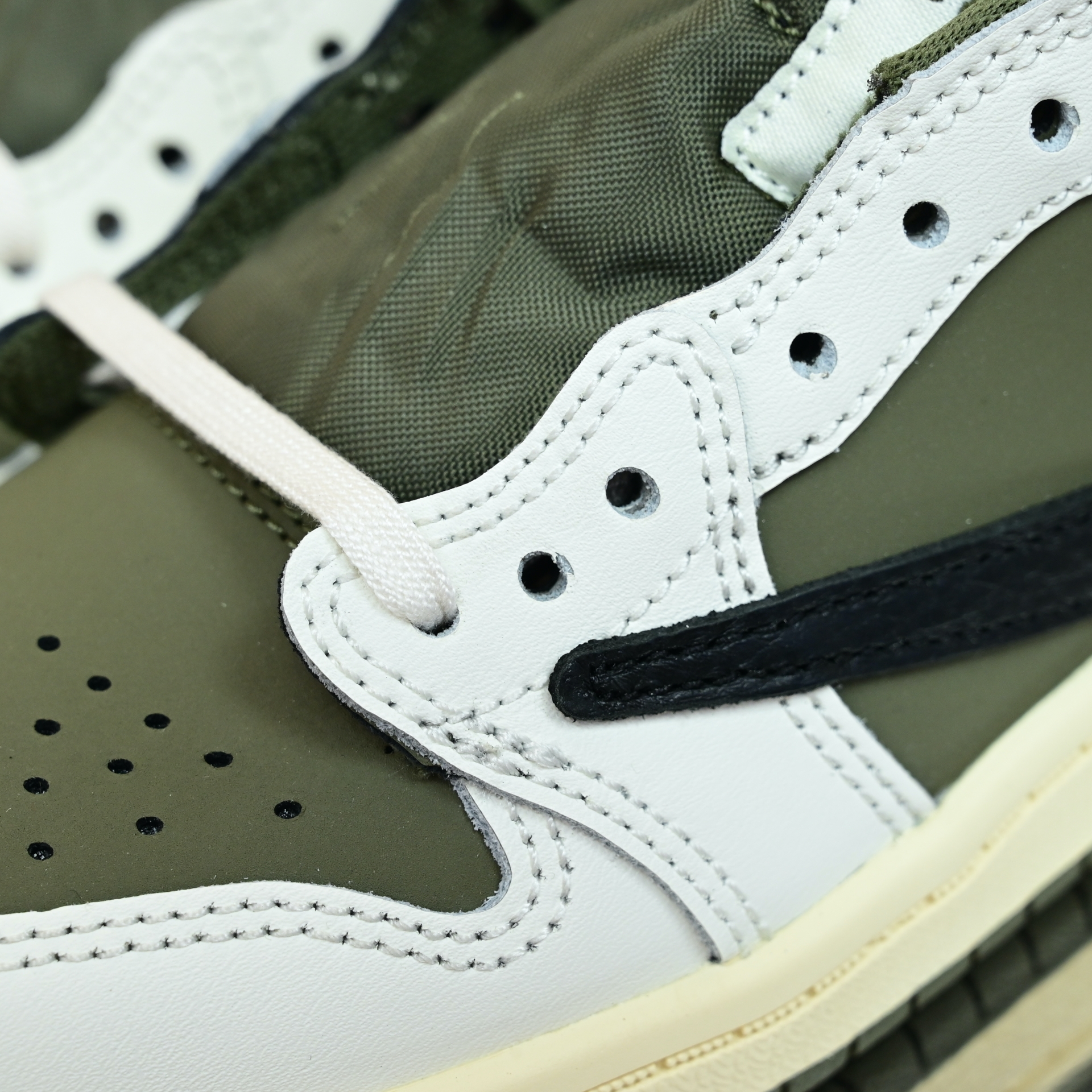 Kids Shoes Travis Scott x  Air Jordan 1 Low OG SP DO5442-200