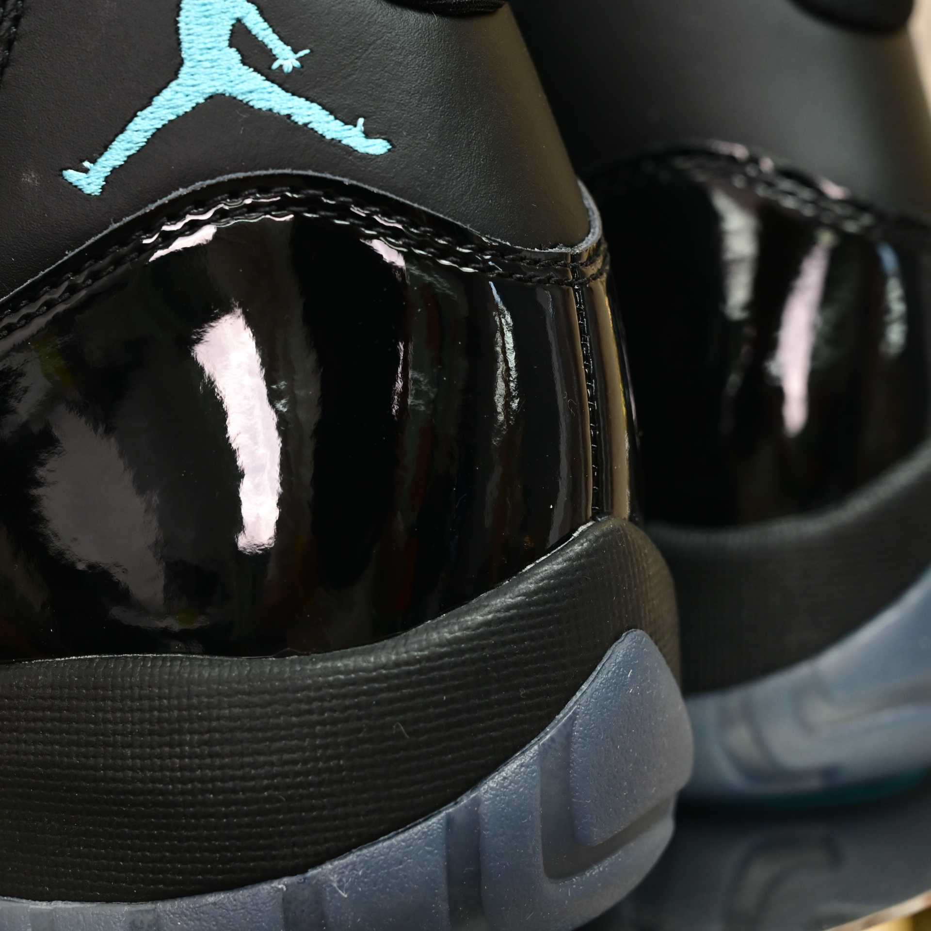 Air Jordan 11  Gamma Blue 2025  CT8012-047