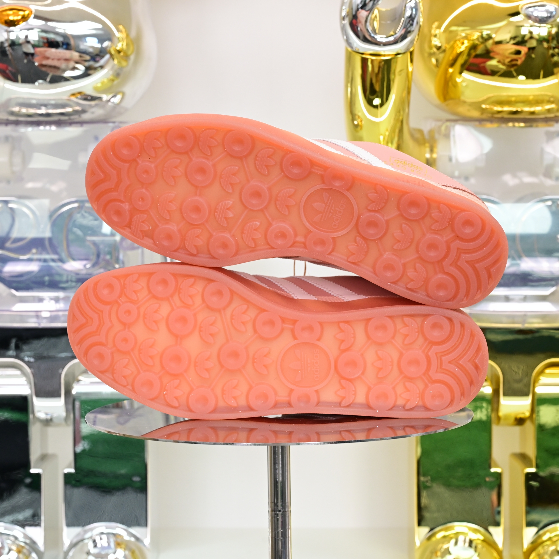 Bad Bunny x adidas originals GAZELLE INDOOR  JS5052