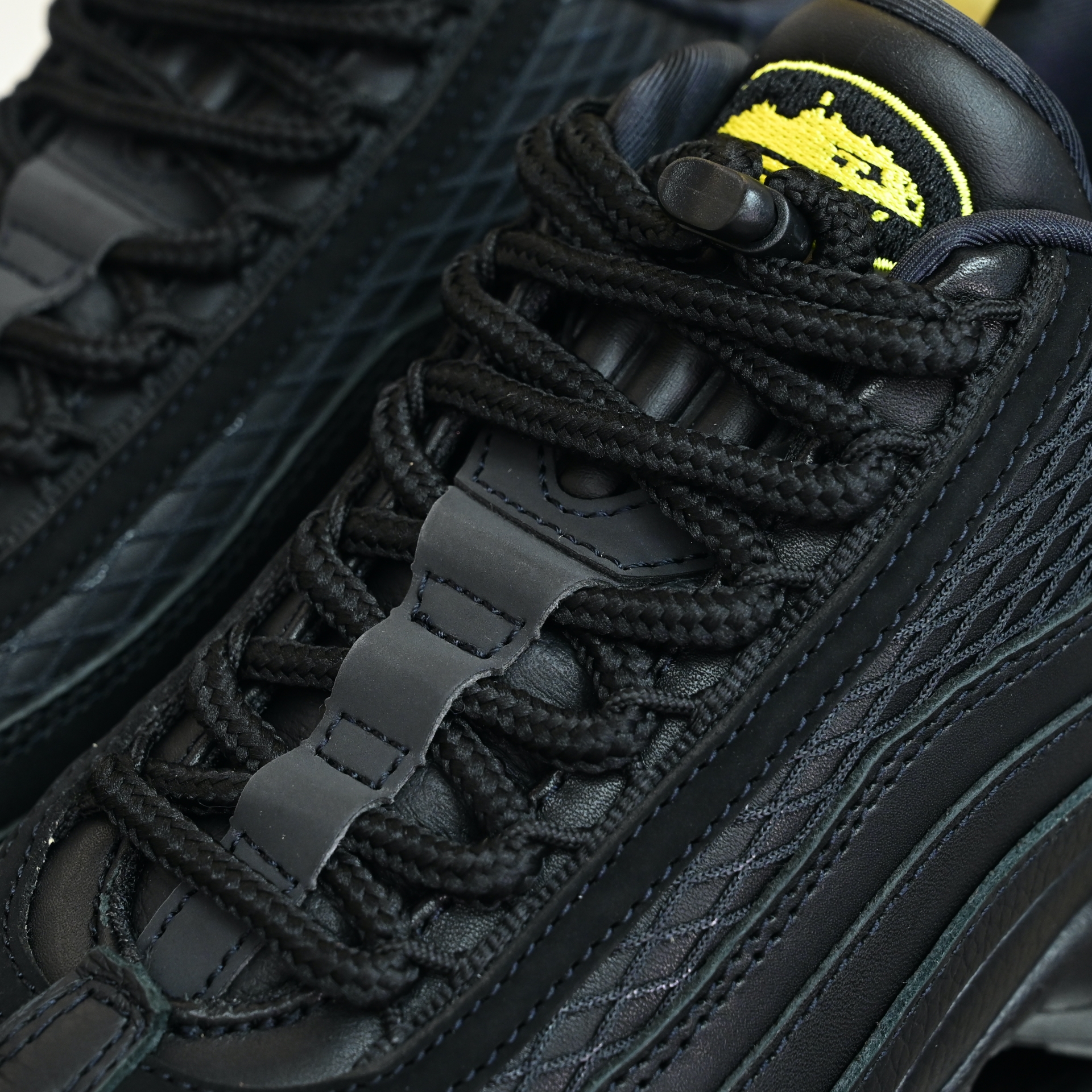 Corteiz x Nike Air Max 95 Tour Yellow  FB2709-003