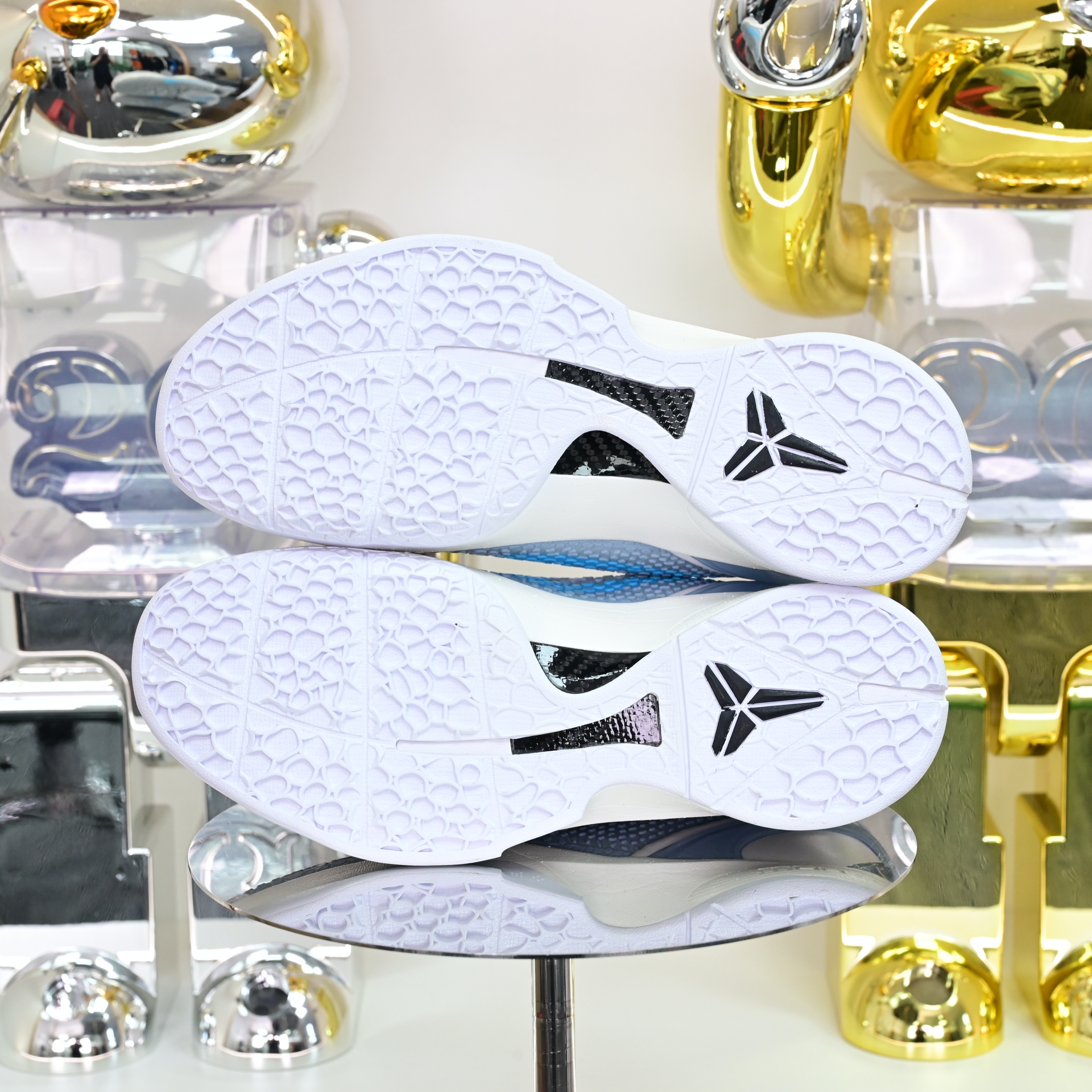 Caitin Clark Nike Kobe 6 EM IO3672-400  科比6 浅蓝 IO3672-400