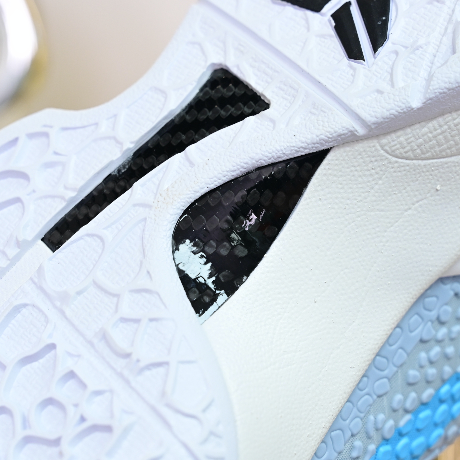 Caitin Clark Nike Kobe 6 EM IO3672-400  科比6 浅蓝 IO3672-400