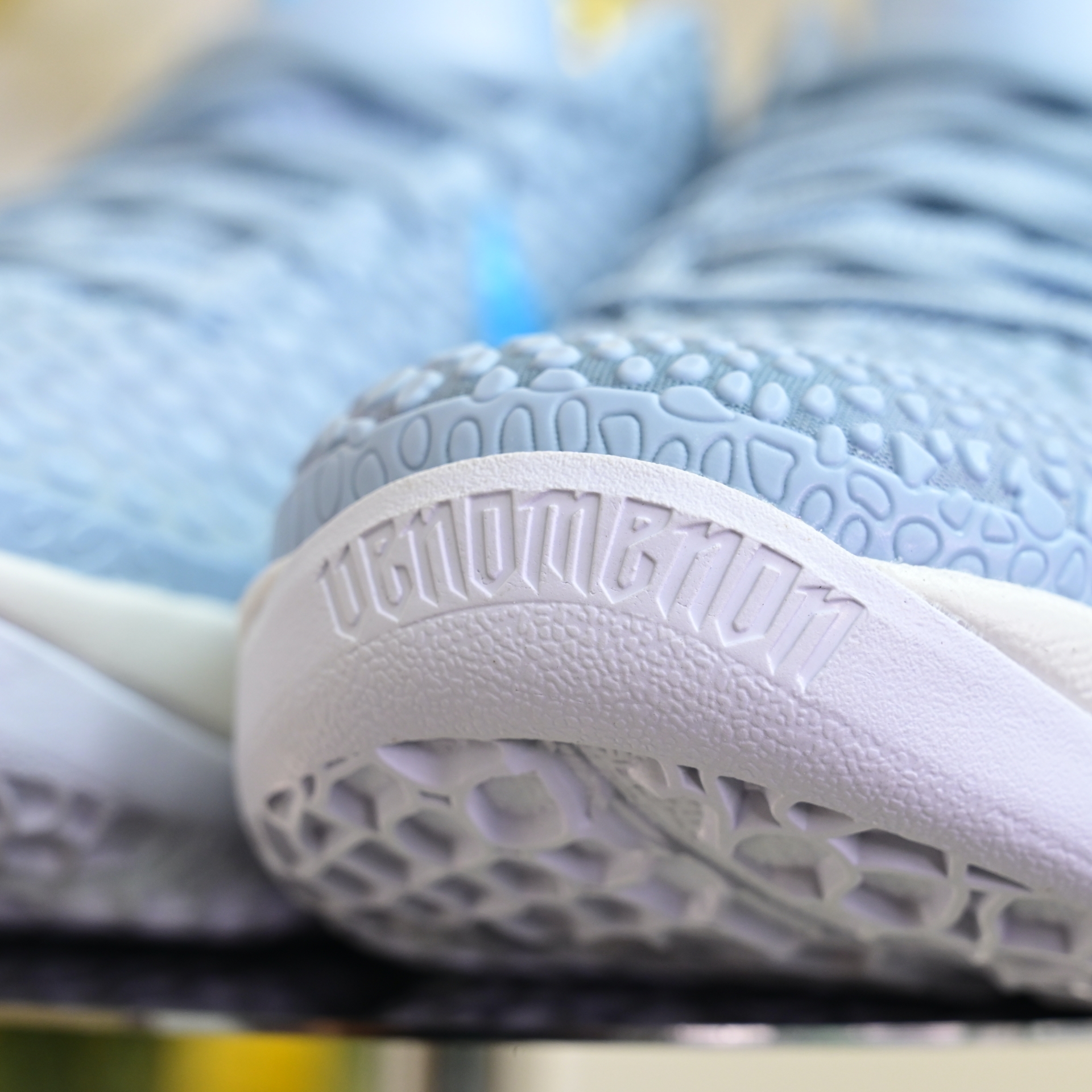 Caitin Clark Nike Kobe 6 EM IO3672-400  科比6 浅蓝 IO3672-400