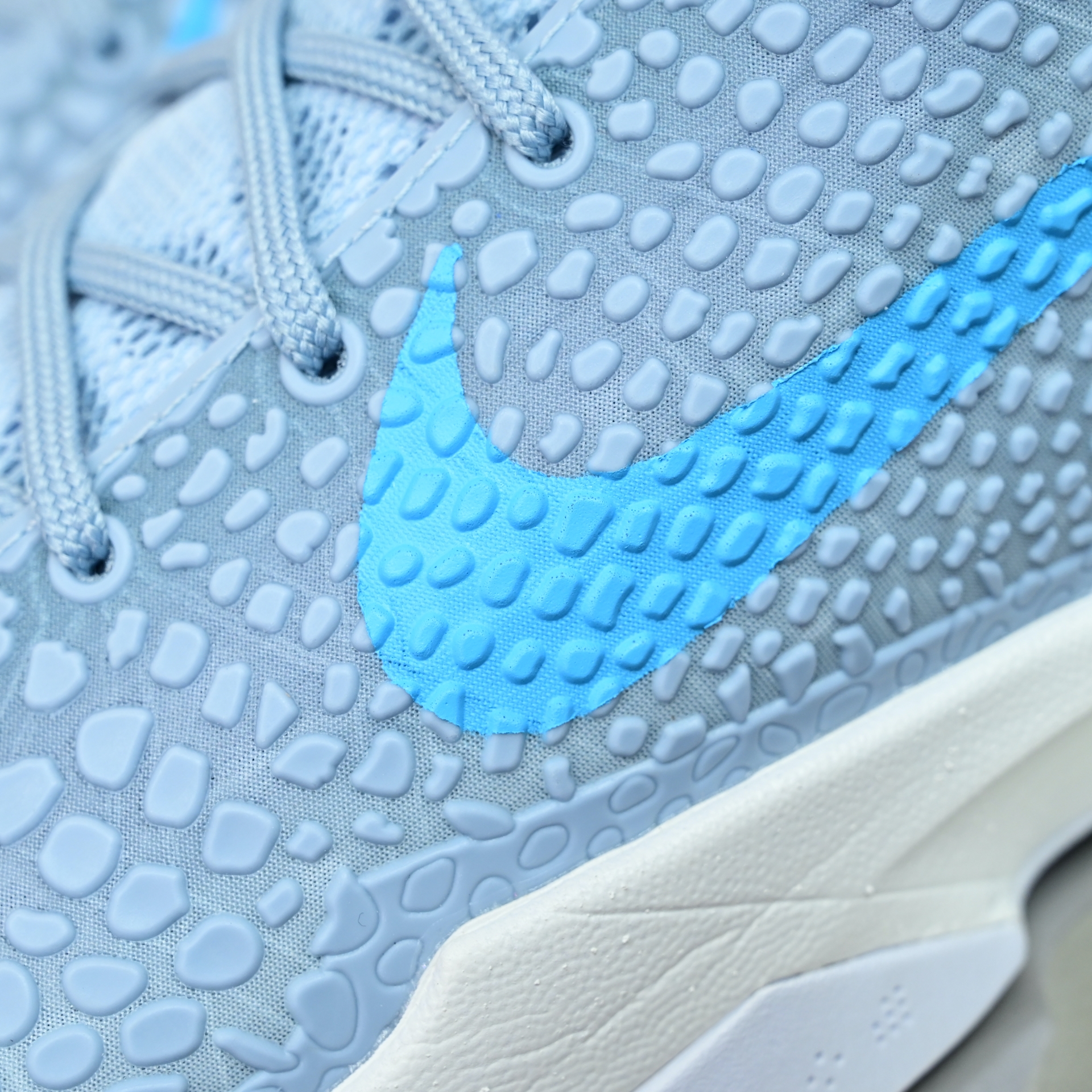 Caitin Clark Nike Kobe 6 EM IO3672-400  科比6 浅蓝 IO3672-400