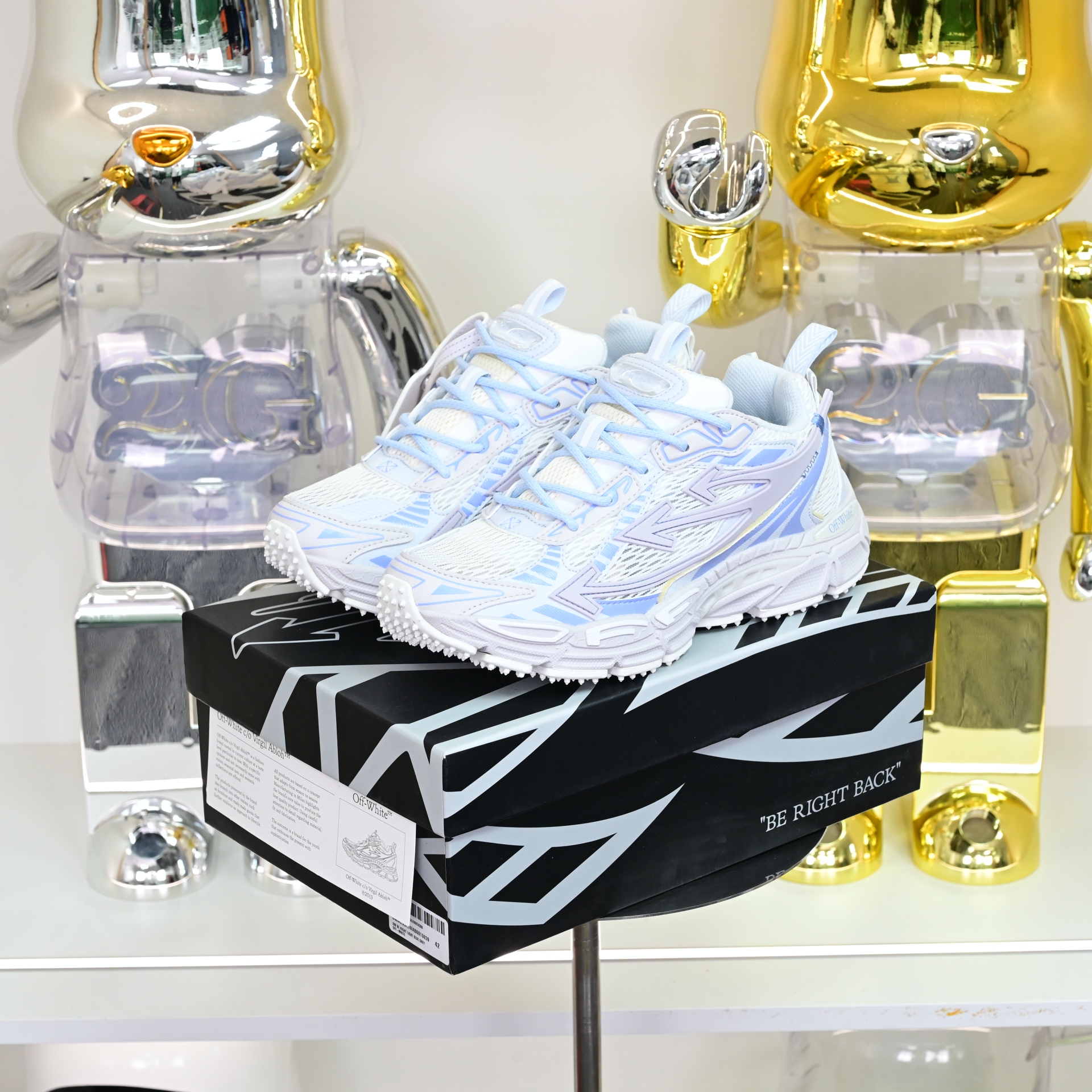 OFF-WHITE BE RIGHT BACK