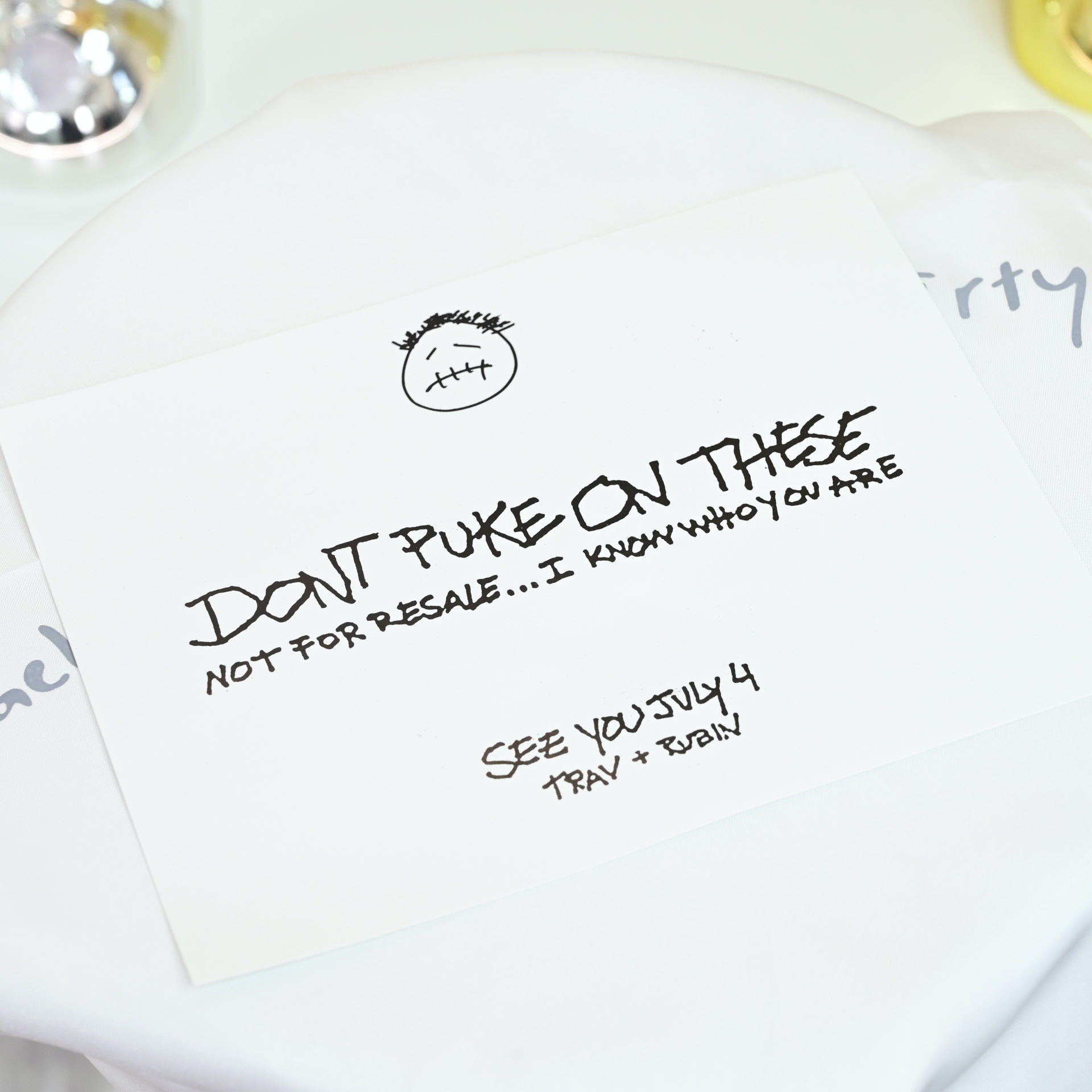 Travis Scott  x Air Jordan 1 TD1228-111