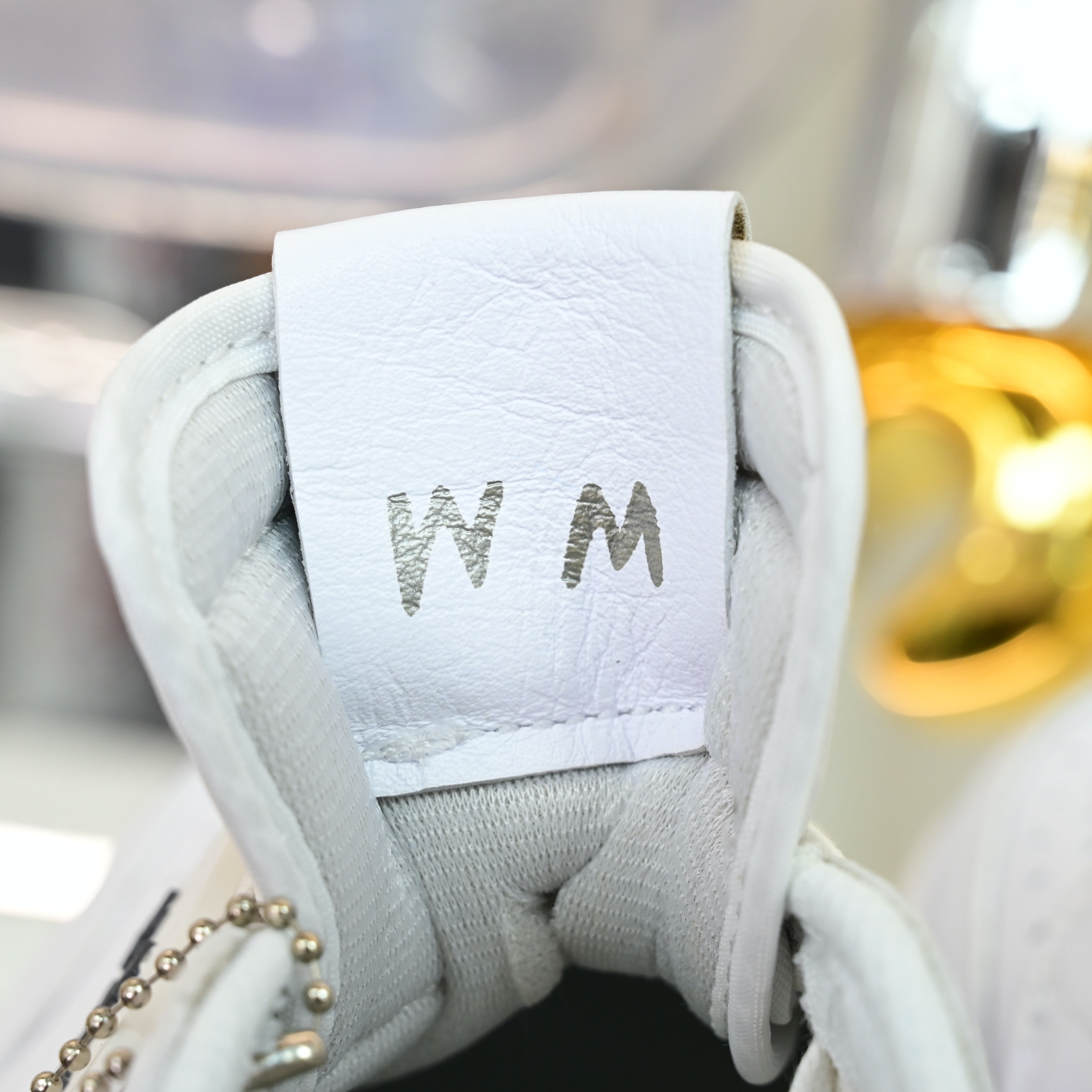 Travis Scott  x Air Jordan 1 TD1228-111