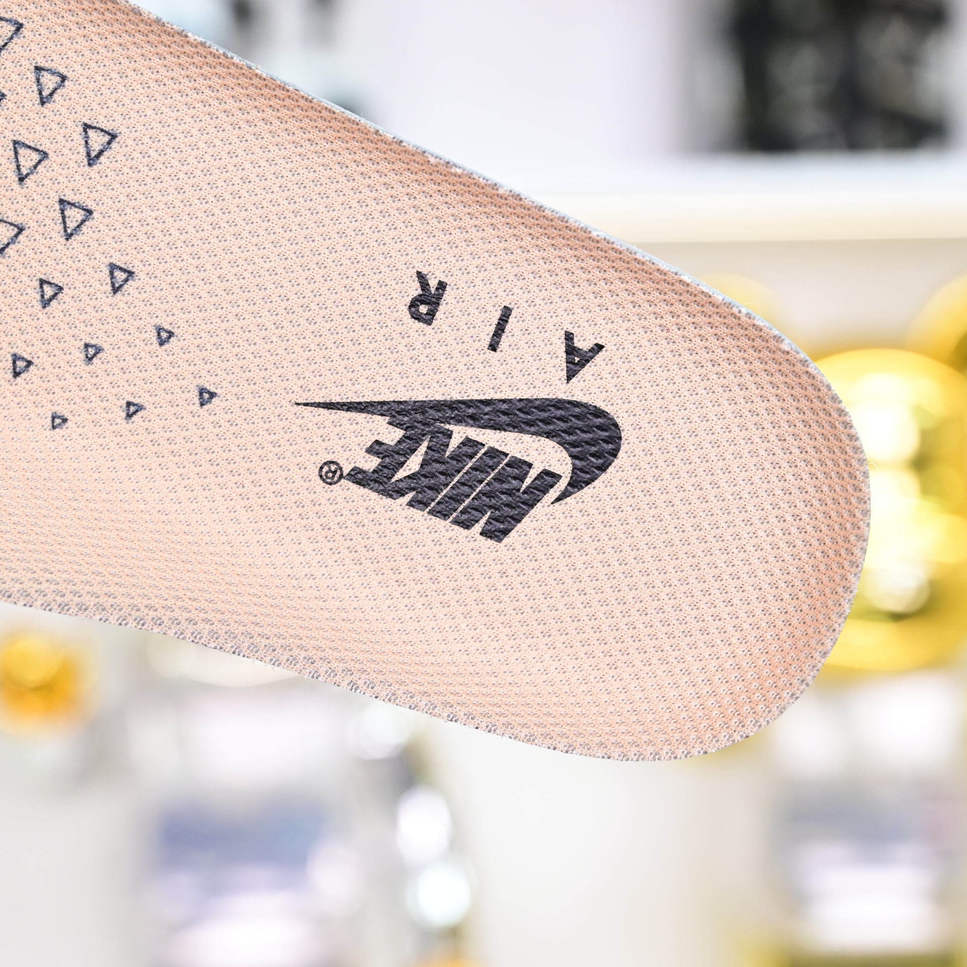 OFF-WHITE x Nike Air Force1 FD6900-200