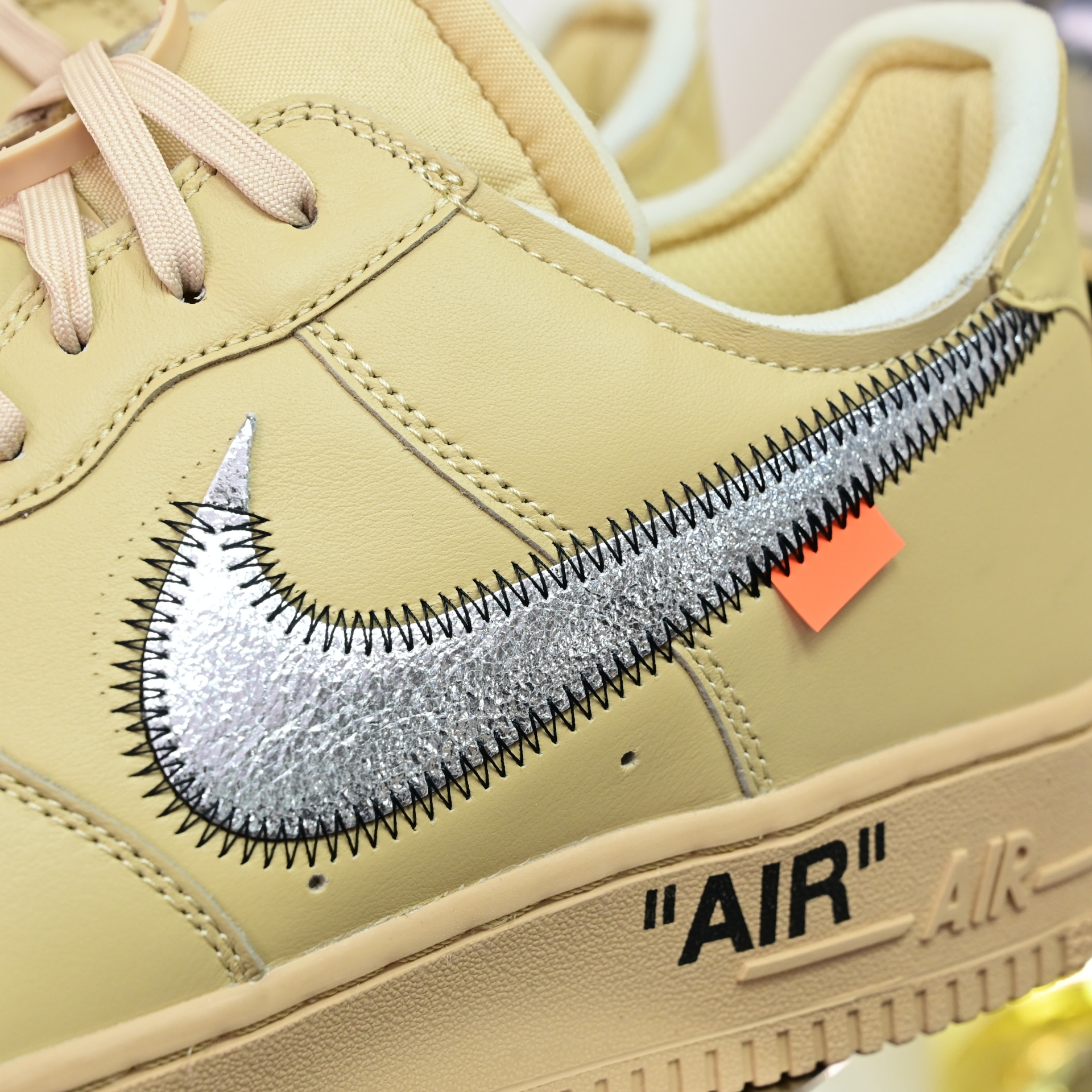 OFF-WHITE x Nike Air Force1 FD6900-200