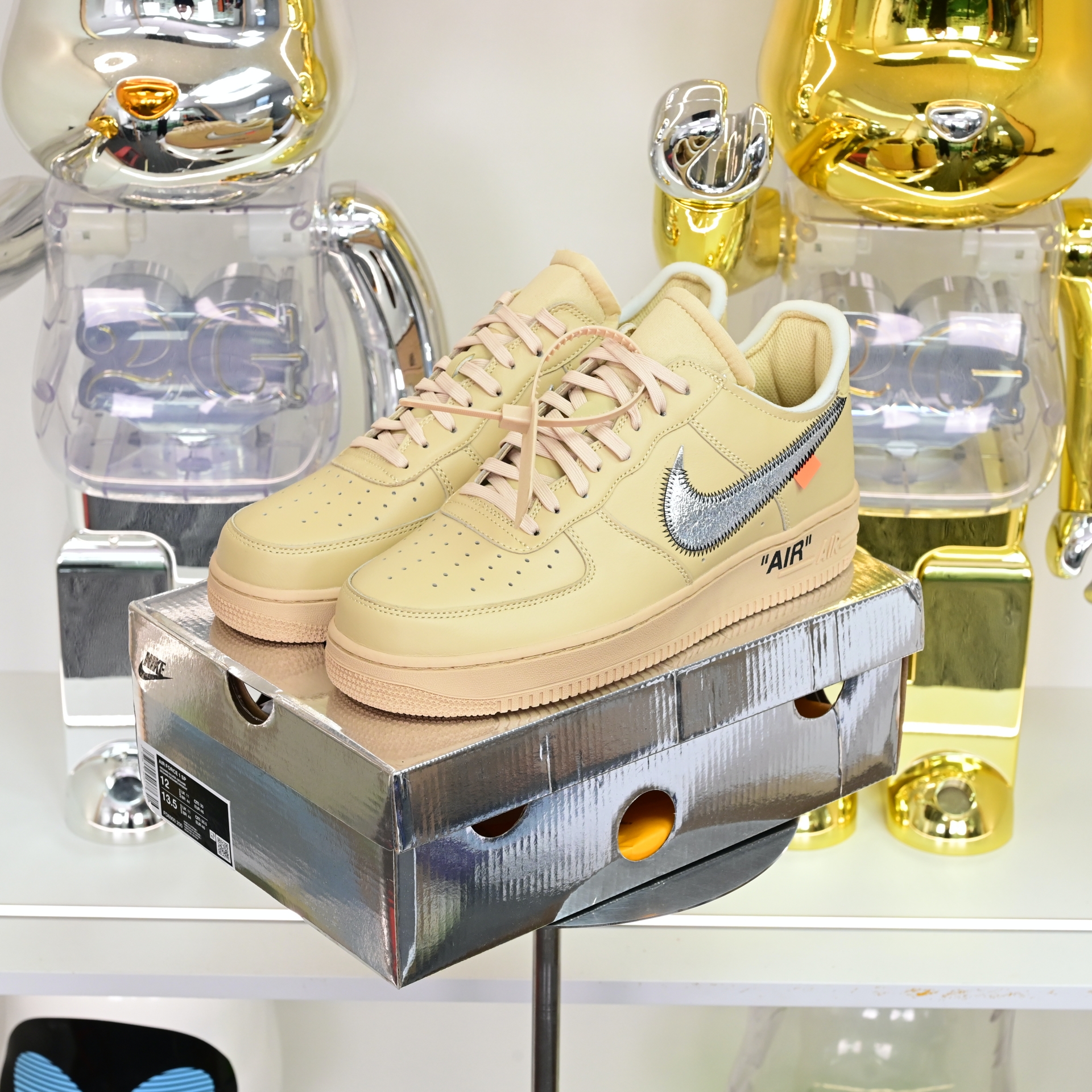 OFF-WHITE x Nike Air Force1 FD6900-200