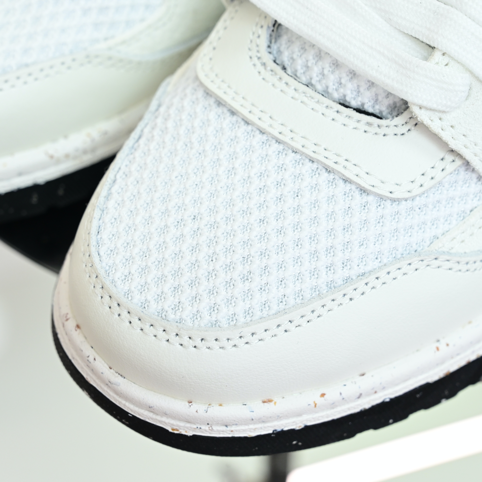 OFF-WHITE Out Of Offce