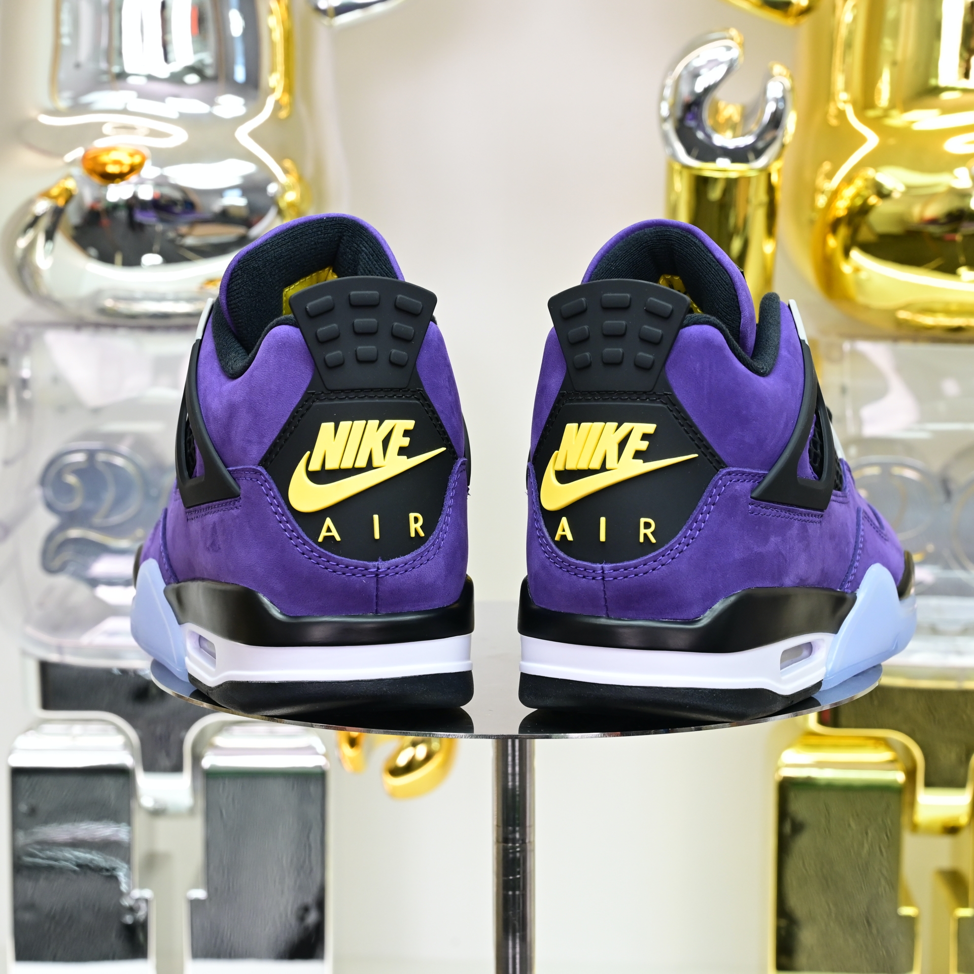 Air Jordan 4 Retro“Imperial Purple” FV5029-500