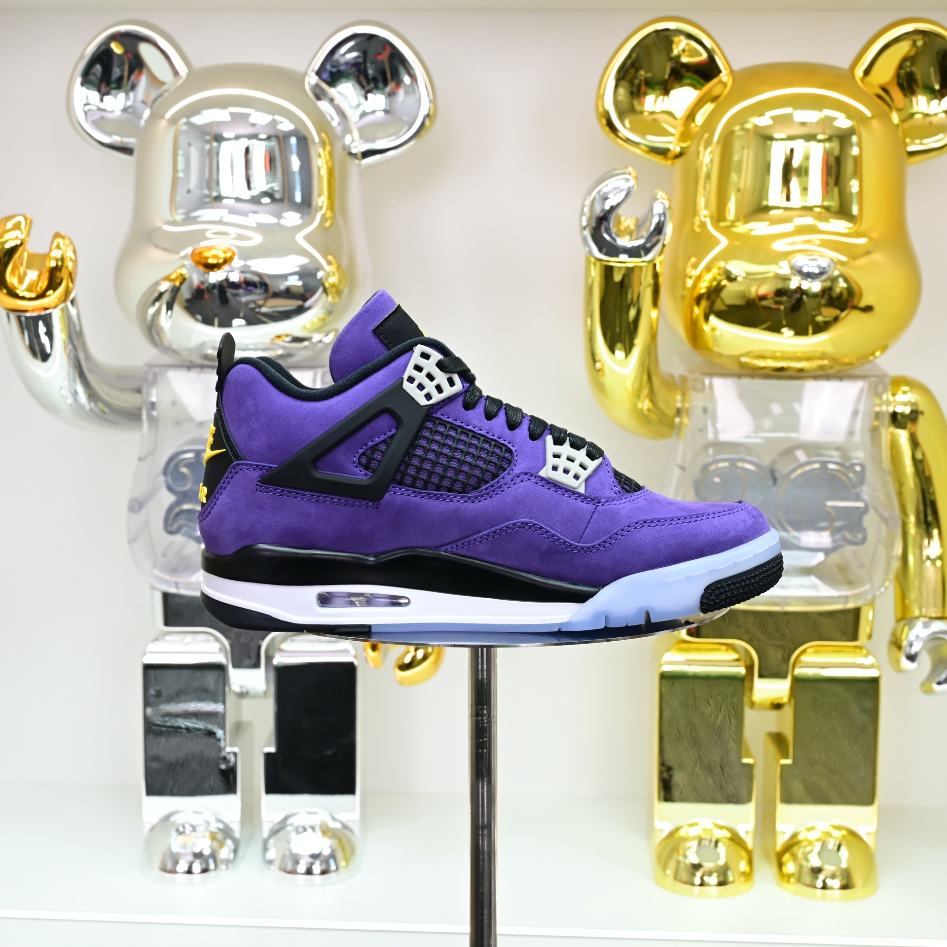 Air Jordan 4 Retro“Imperial Purple” FV5029-500