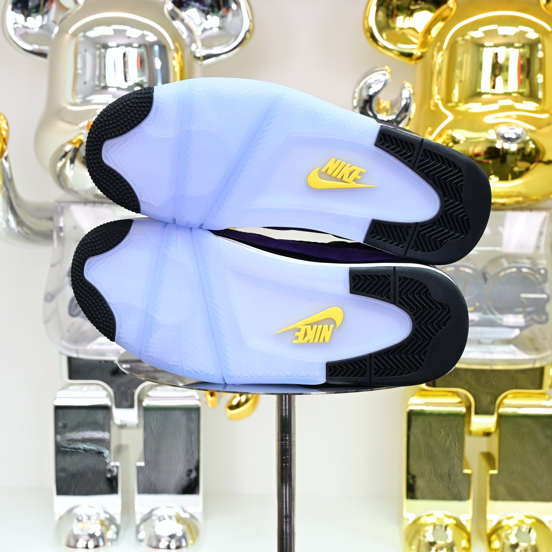 Air Jordan 4 Retro“Imperial Purple” FV5029-500