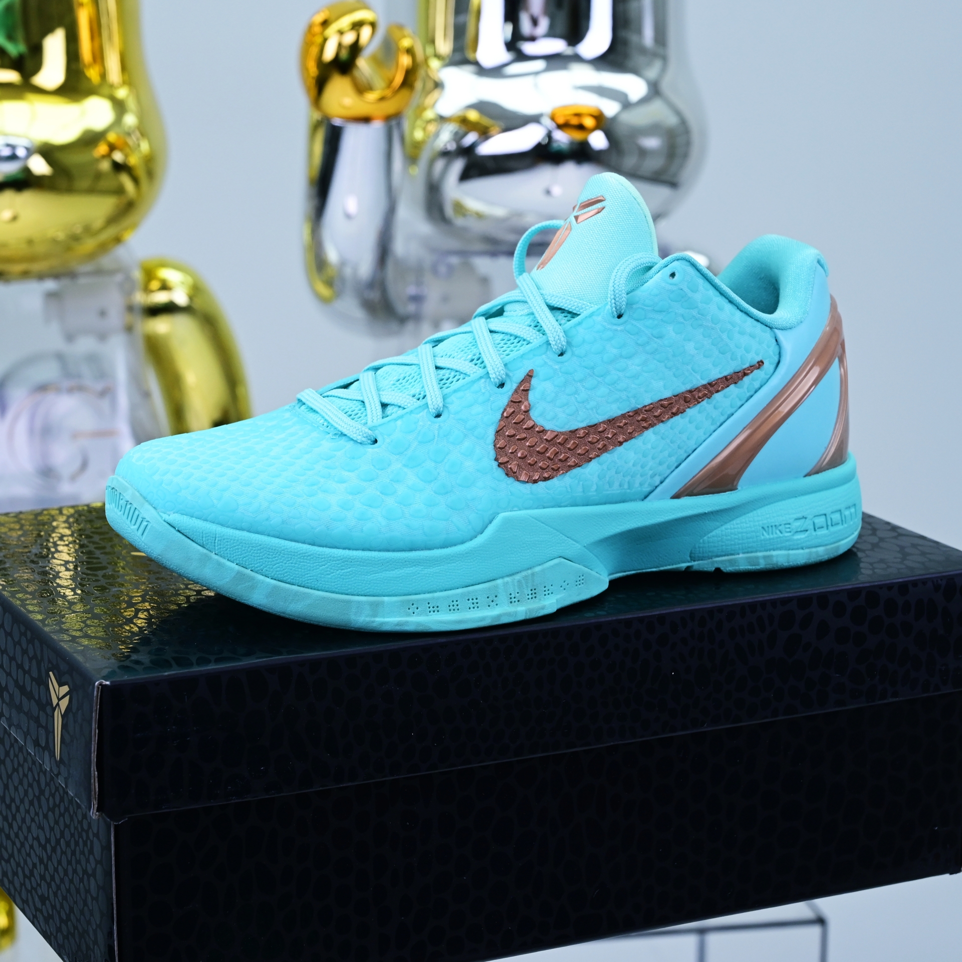 Jalen Brunson x Nike Zoom Kobe 6 Protro Statue of Liberty PE  IQ5774-300
