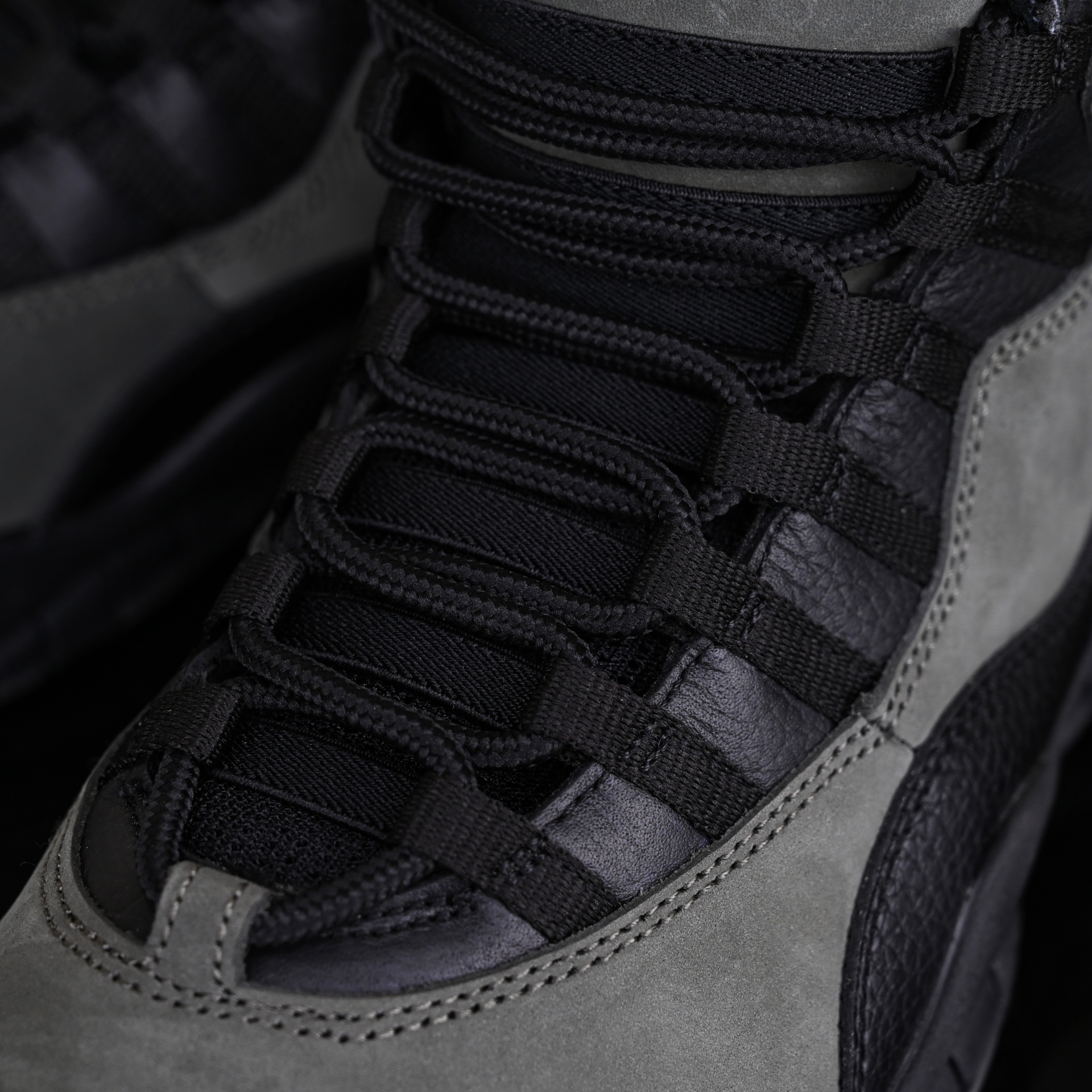 Air Jordan 10 Retro OG Steel  HJ6779-001