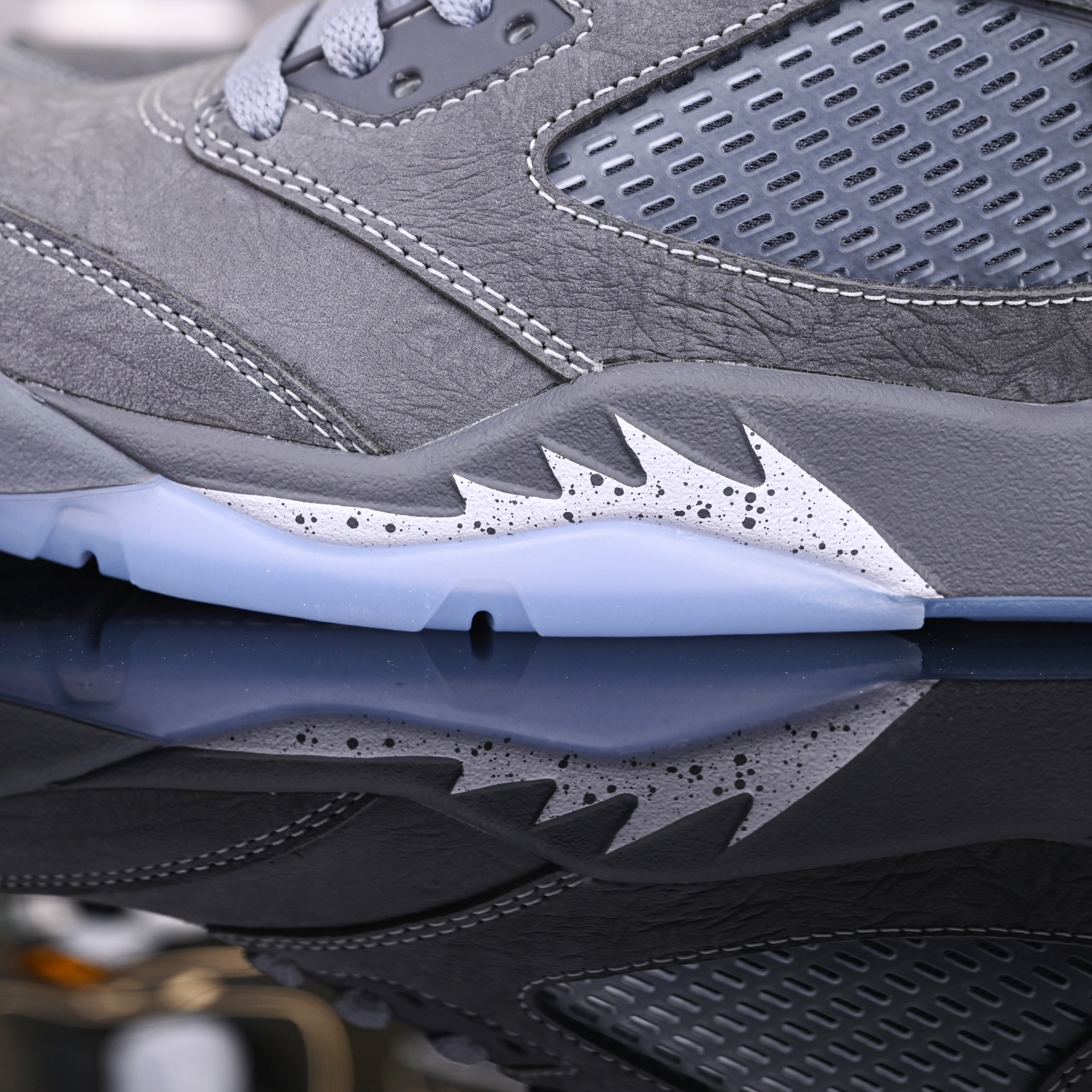 Air Jordan 5“Wolf Grey” DD0587-002