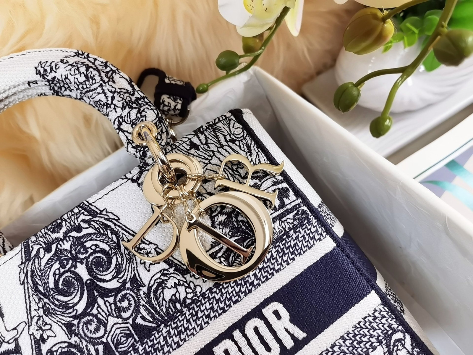 Medium Lady D-lite Bag