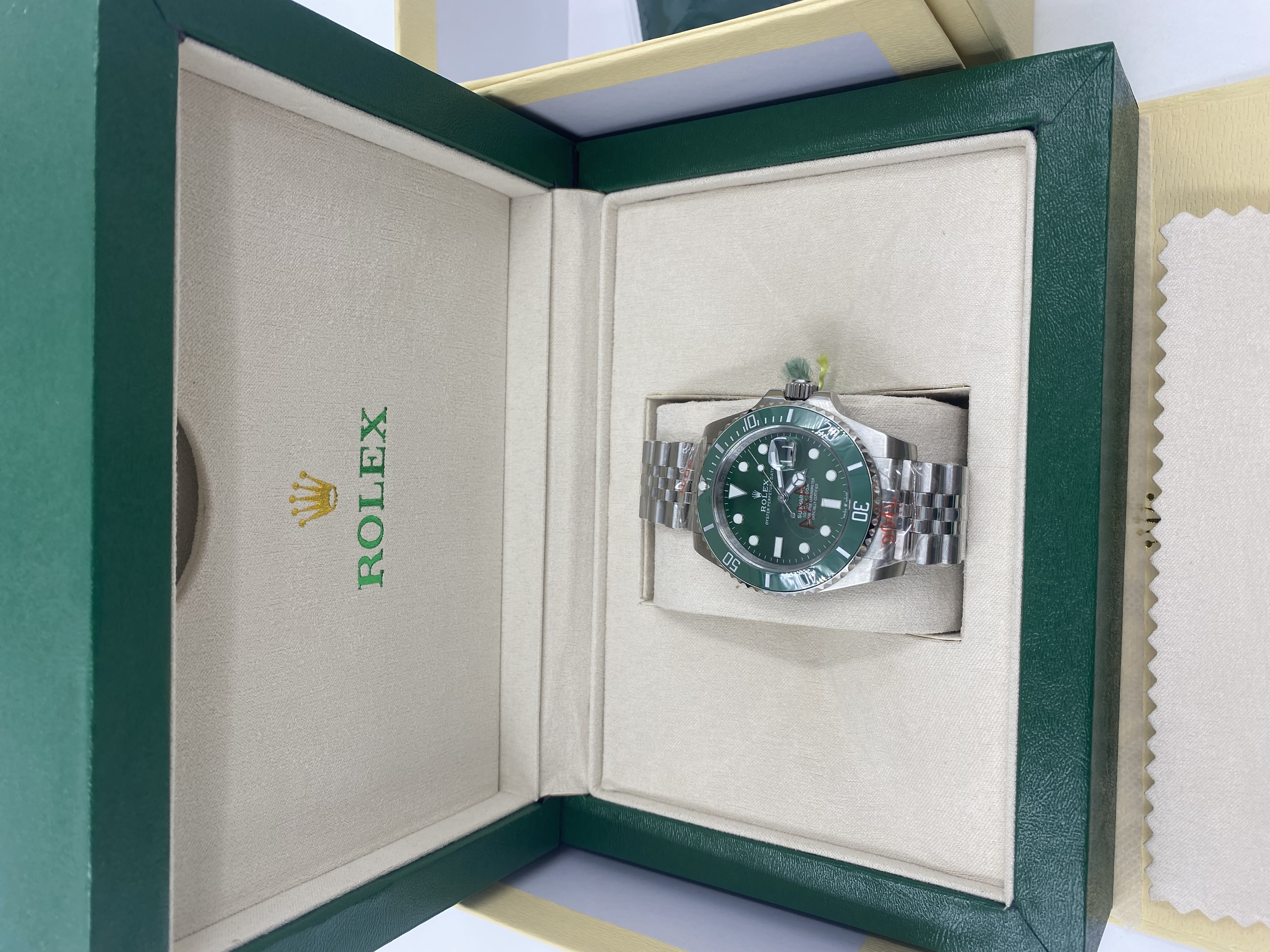 Rolex Submariner Series 40 Men's Watch