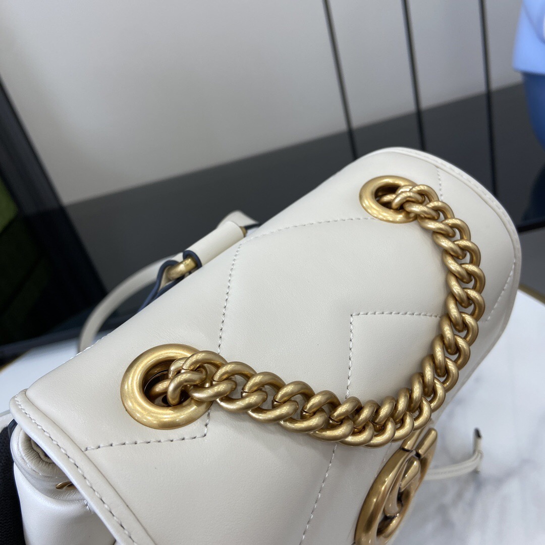 Gucci Marmont Series Mini Backpack Model: 777253 Size: 20*19*11cm